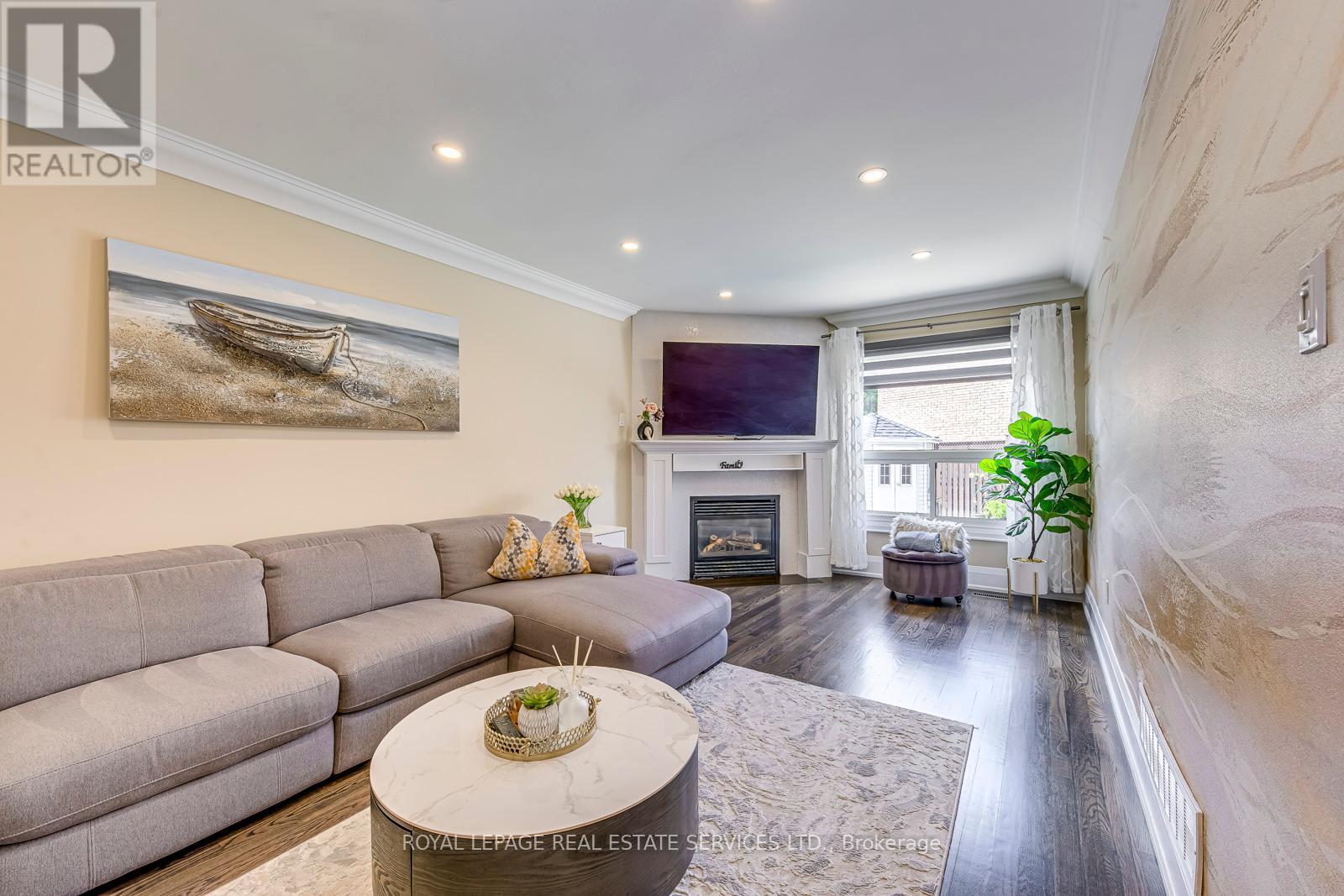 7180 Danton Promenade, Mississauga, Ontario  L5N 5P3 - Photo 6 - W12432694