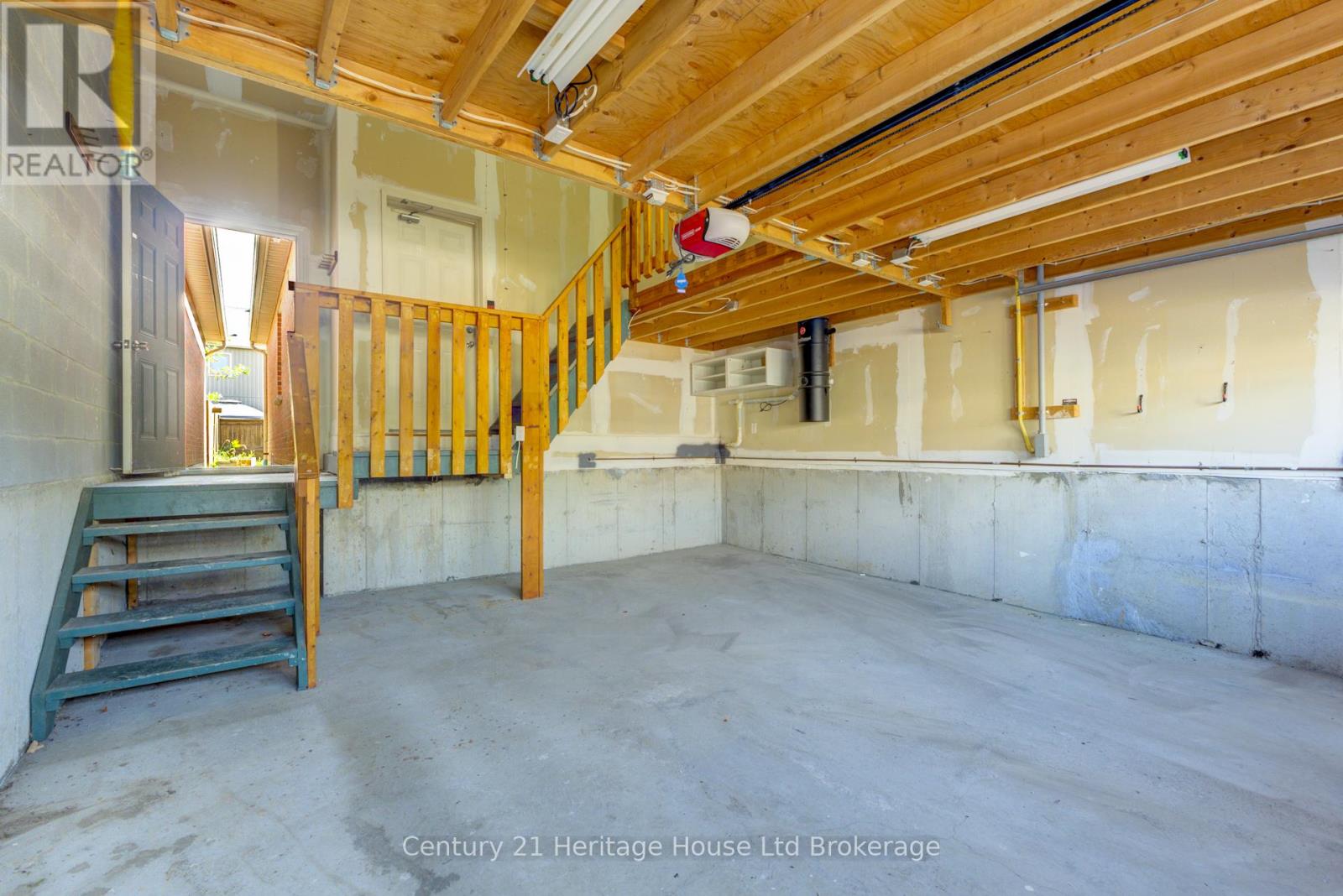 504 Baldwin Crescent, Woodstock, Ontario  N4T 0G6 - Photo 14 - X12432775