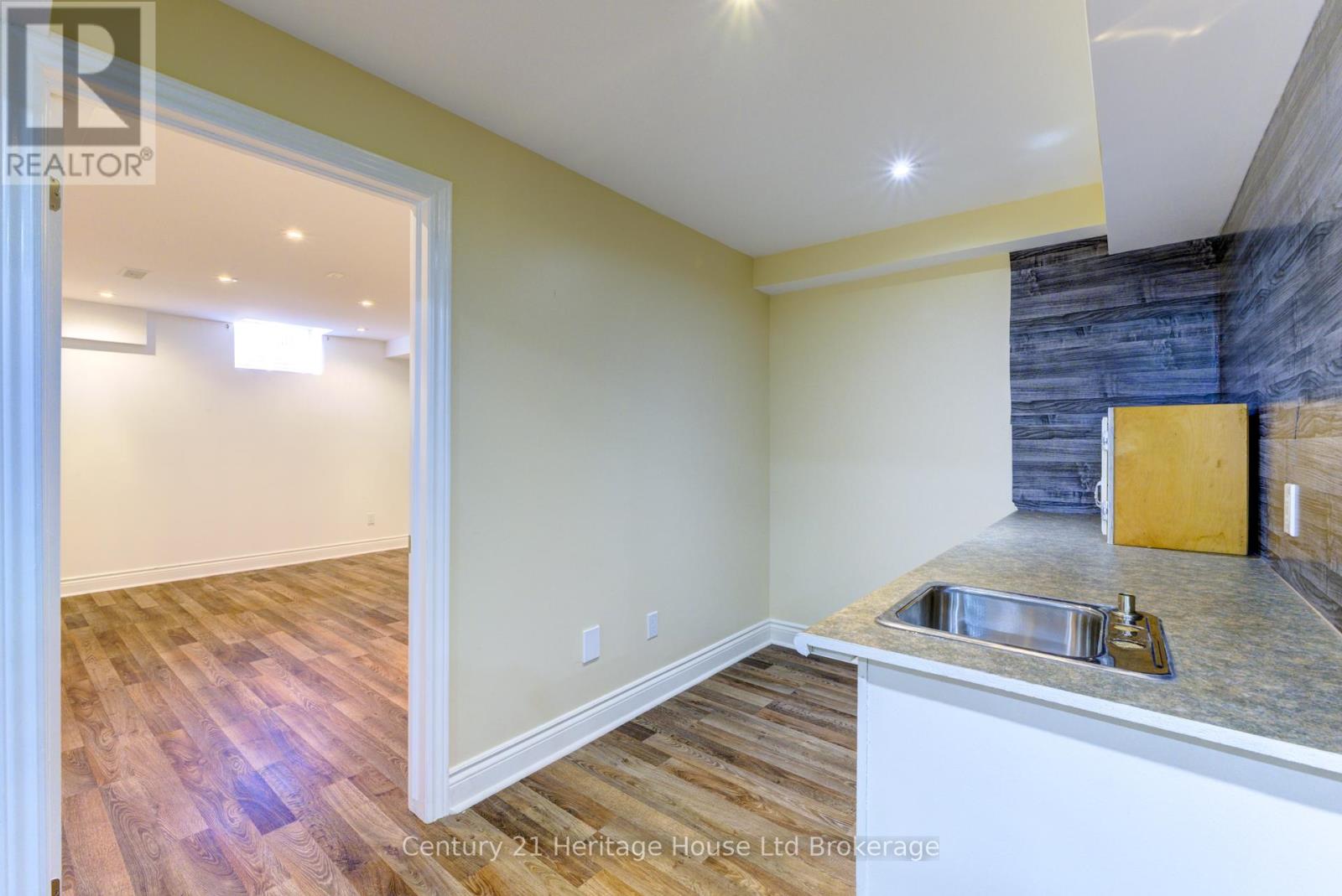 504 Baldwin Crescent, Woodstock, Ontario  N4T 0G6 - Photo 43 - X12432775