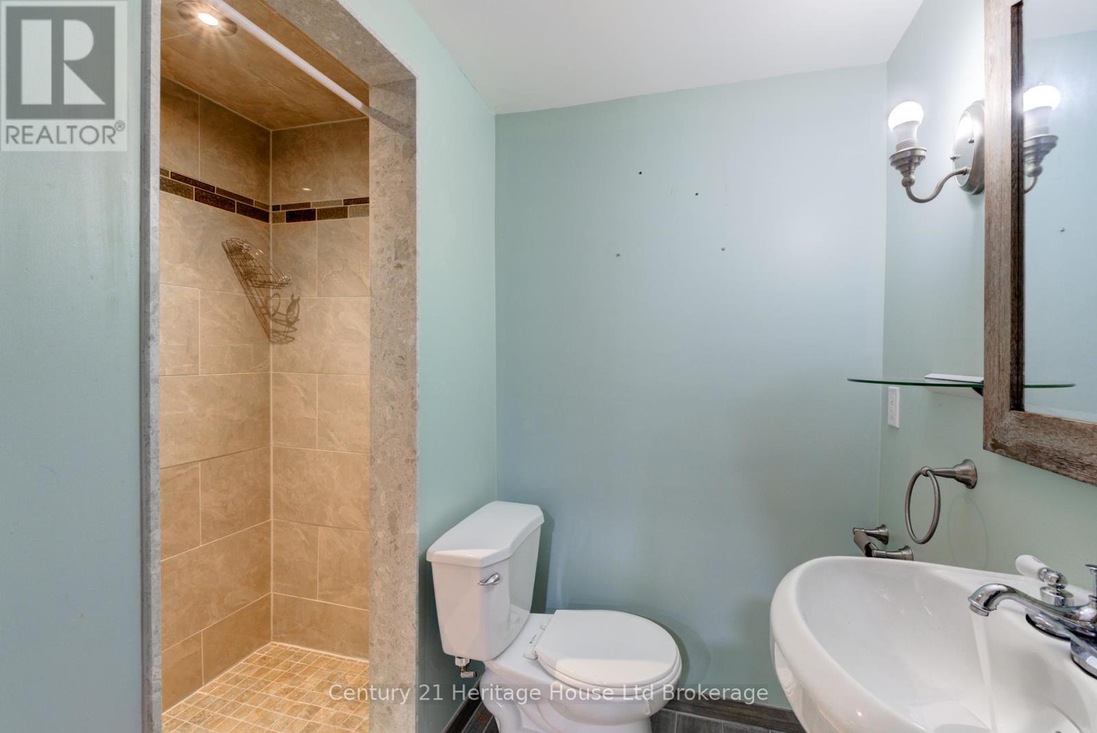 504 Baldwin Crescent, Woodstock, Ontario  N4T 0G6 - Photo 47 - X12432775