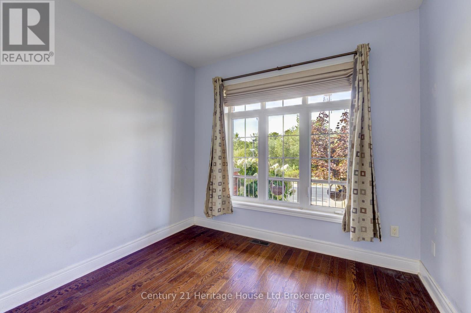 504 Baldwin Crescent, Woodstock, Ontario  N4T 0G6 - Photo 7 - X12432775