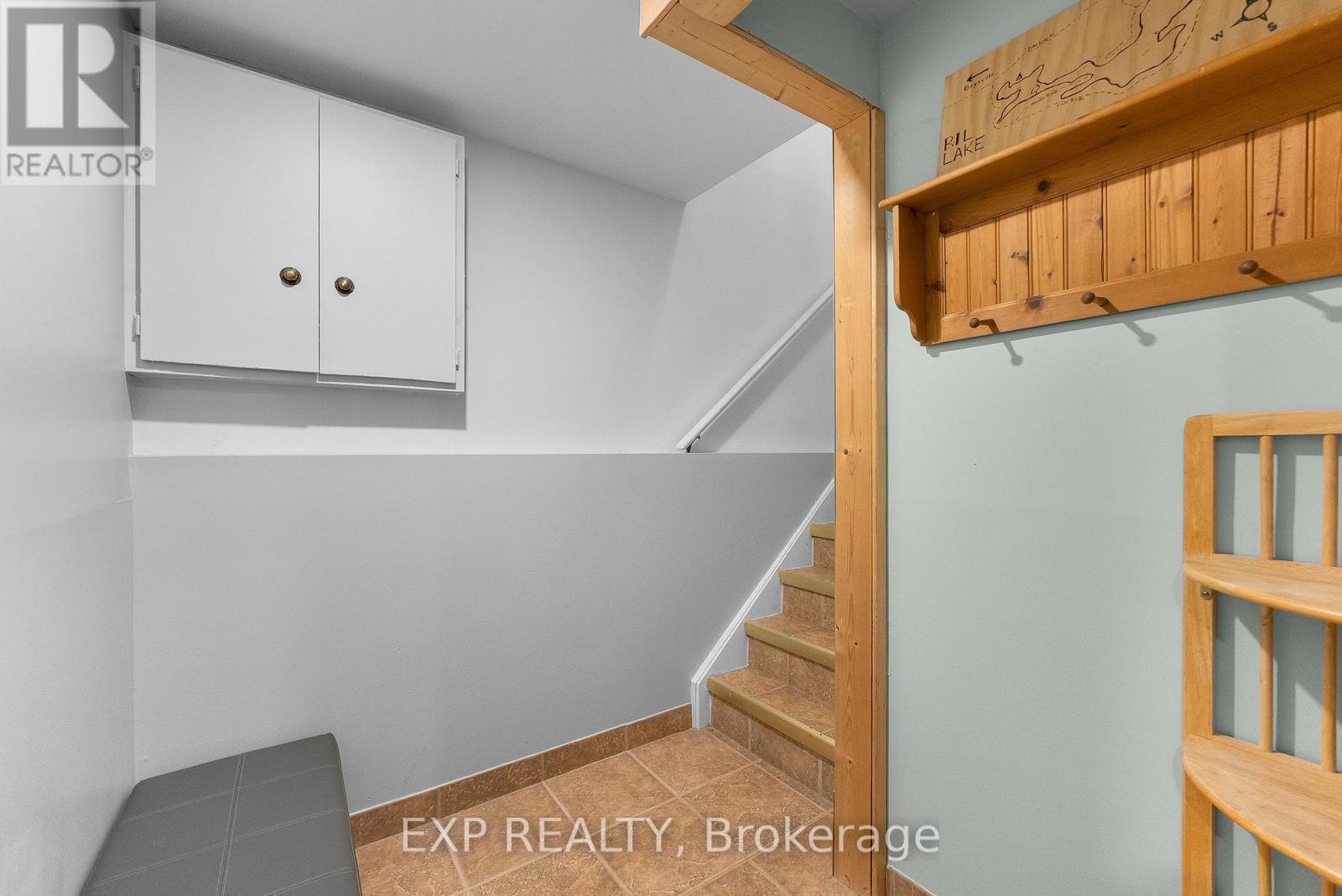 36 Vintage Crescent, St. Catharines (Ridley), Ontario  L2S 3C6 - Photo 19 - X12432709