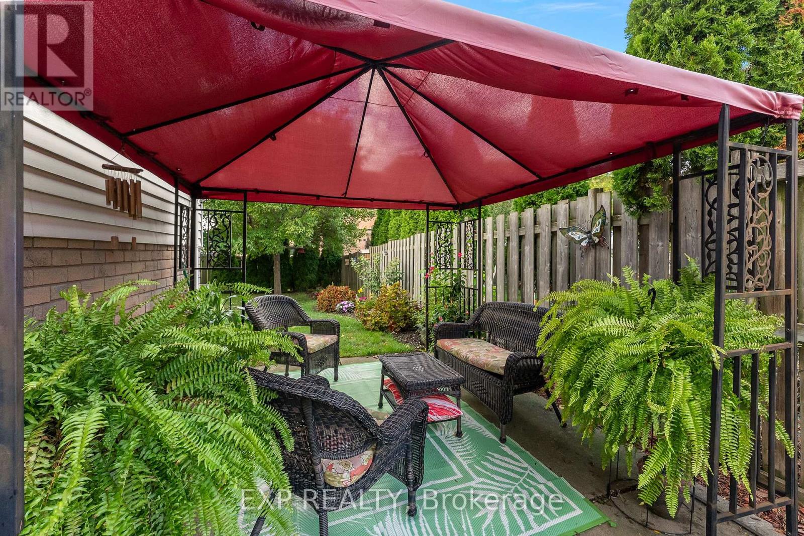 36 Vintage Crescent, St. Catharines (Ridley), Ontario  L2S 3C6 - Photo 31 - X12432709