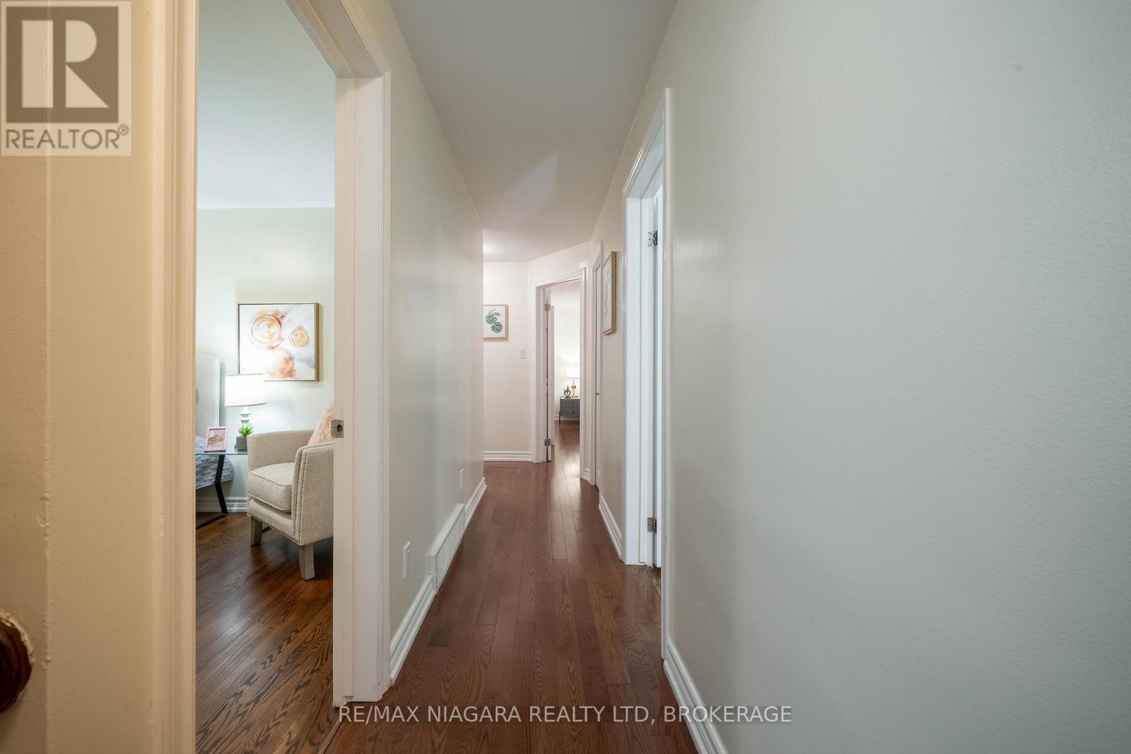 49 Royal York Road, St. Catharines (Lakeshore), Ontario  L2N 2N7 - Photo 27 - X12432710