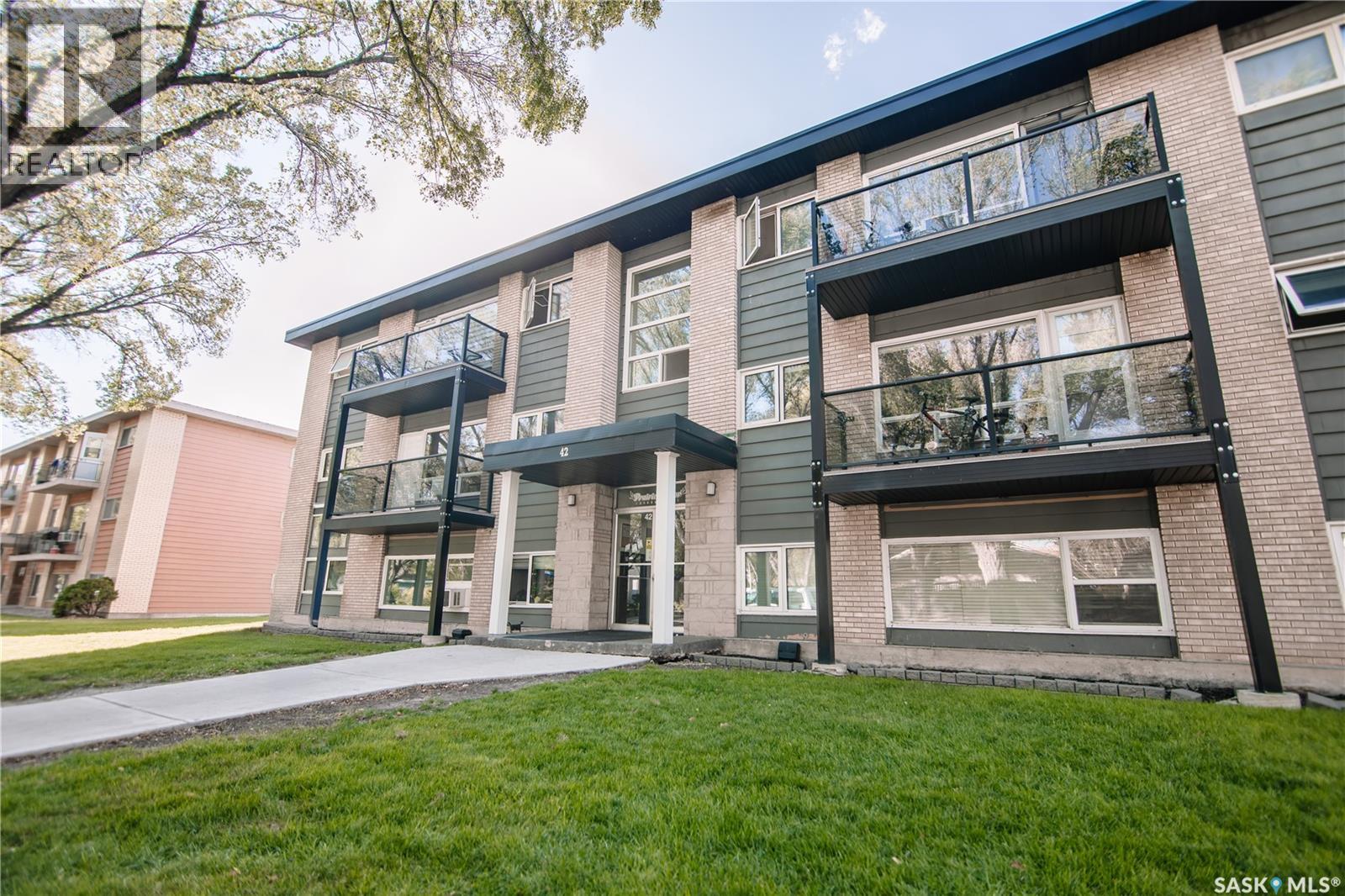 28 42 Spence STREET, Regina, Saskatchewan