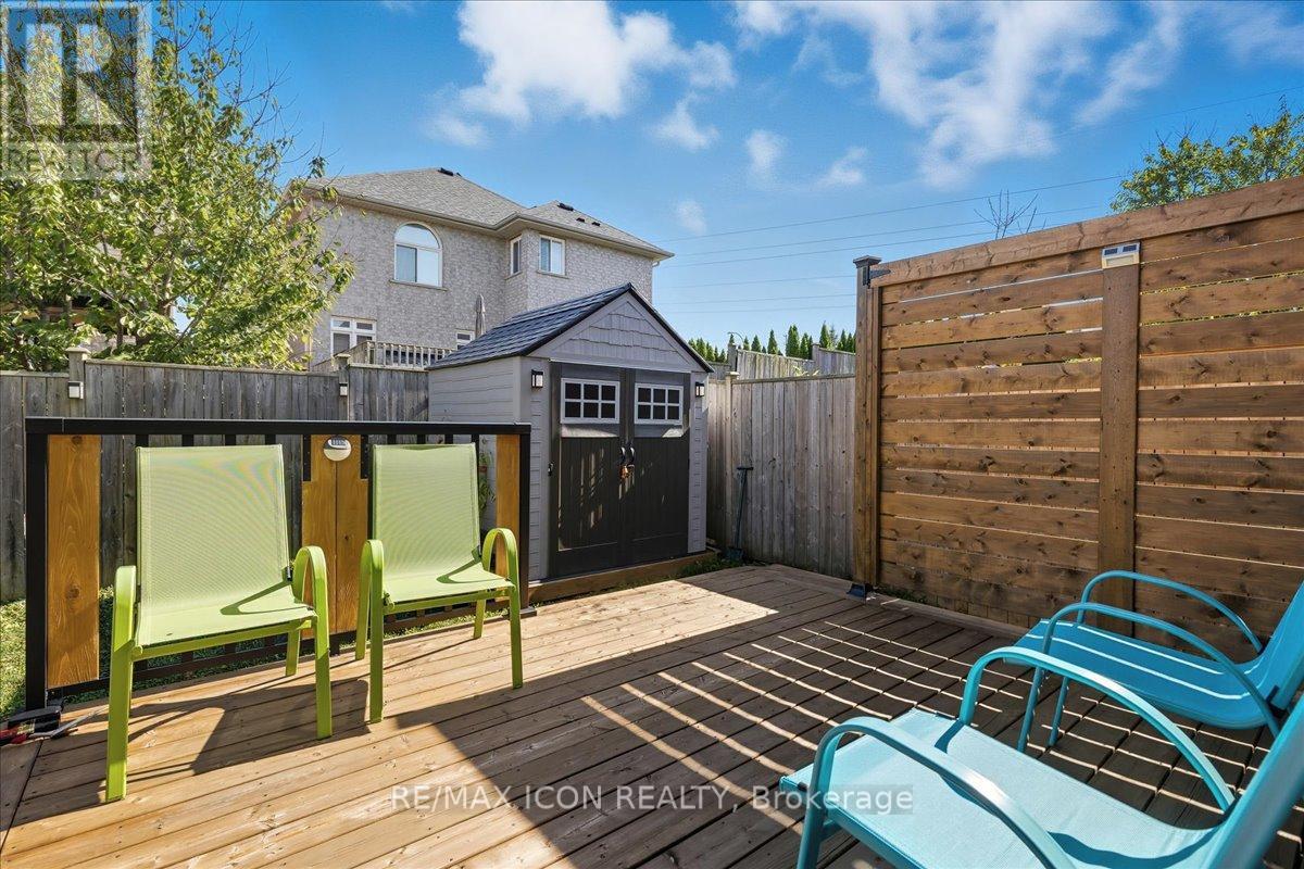 57 Tweedsdale Street, Kitchener, Ontario  N2R 1W2 - Photo 28 - X12432674