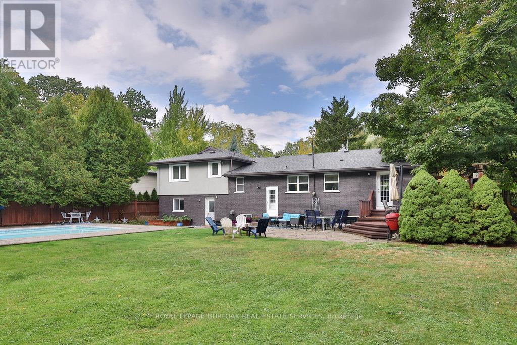 112 Sulphur Springs Road, Hamilton, Ontario  L9G 1M1 - Photo 7 - X12432693