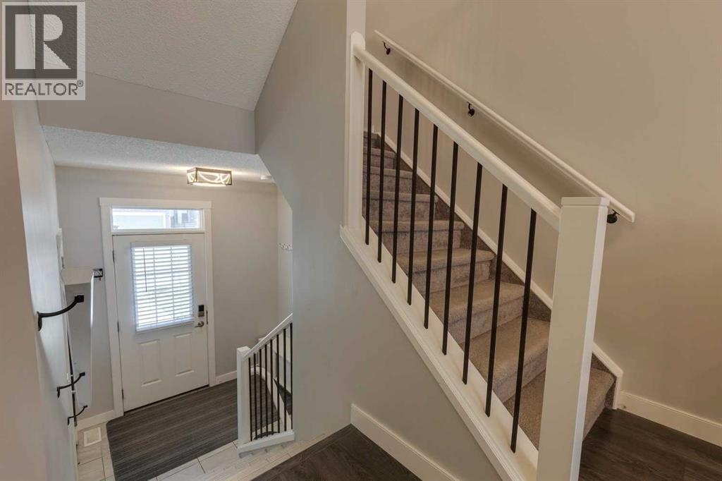 55 Sage Bluff Heights Nw, Calgary, Alberta  T3R 1T3 - Photo 5 - A2257822