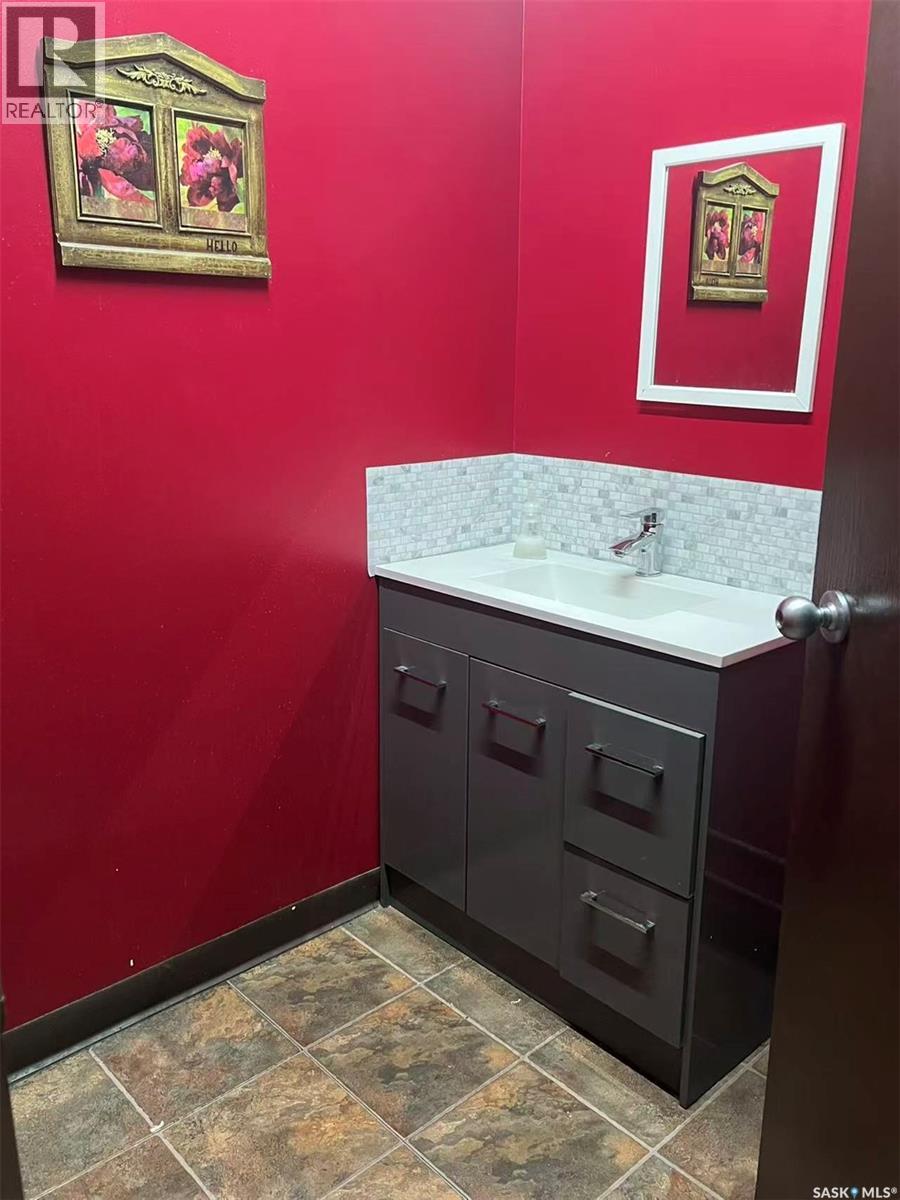 Bay F 727 22nd Street, Saskatoon, Saskatchewan  S7M 0R6 - Photo 5 - SK019494