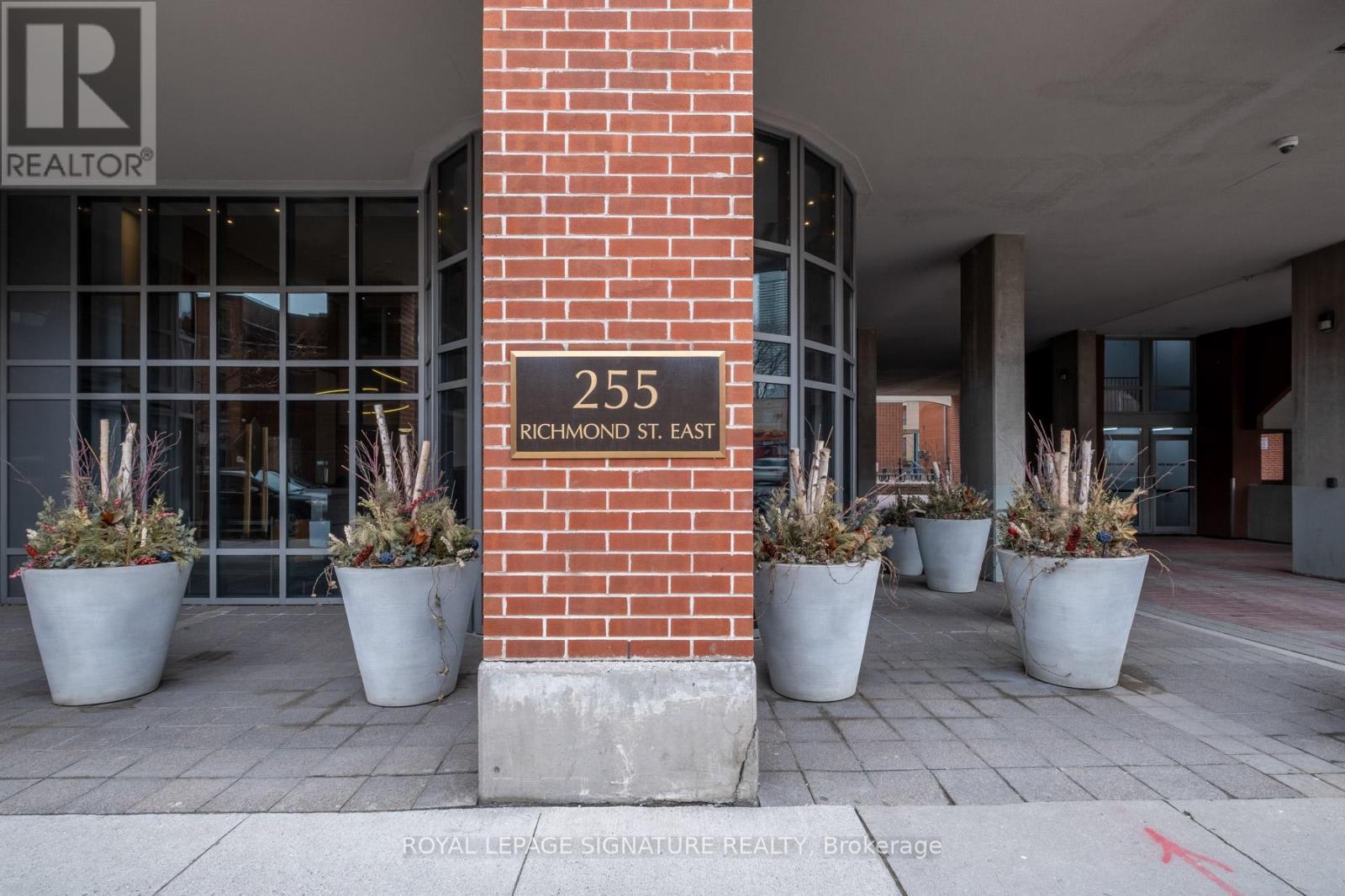 1505 - 255 RICHMOND STREET E, Toronto, Ontario