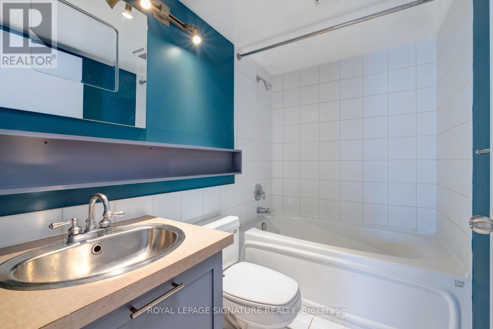 1505 - 255 Richmond Street E, Toronto, Ontario  M5A 4T7 - Photo 15 - C12432714