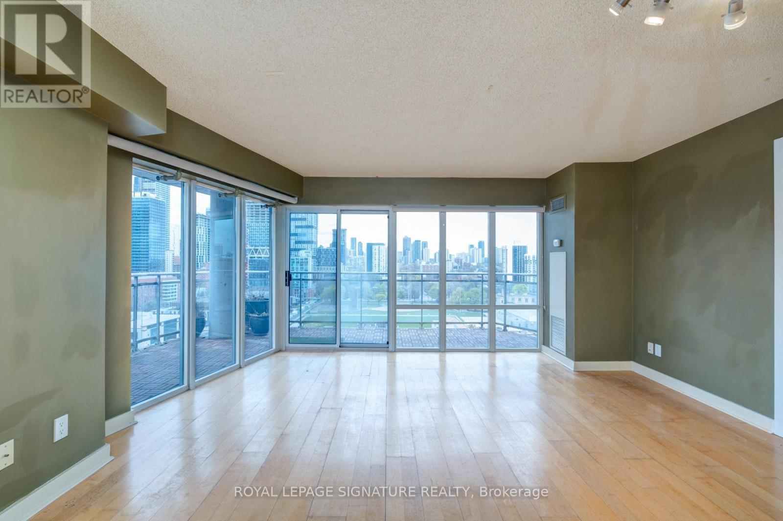 1505 - 255 Richmond Street E, Toronto, Ontario  M5A 4T7 - Photo 3 - C12432714