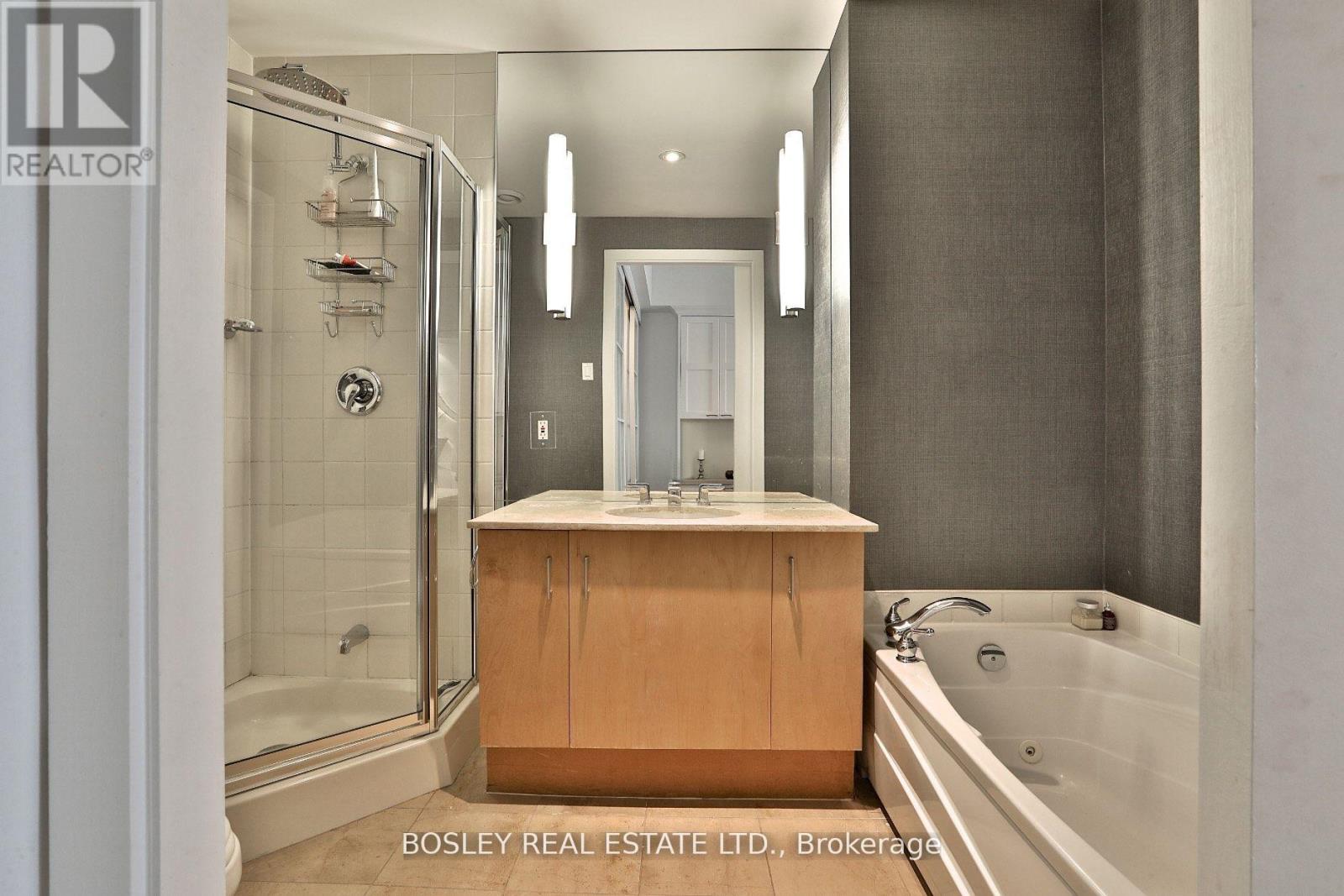 208w - 500 Queens Quay W, Toronto, Ontario  M5V 3K8 - Photo 34 - C12432719