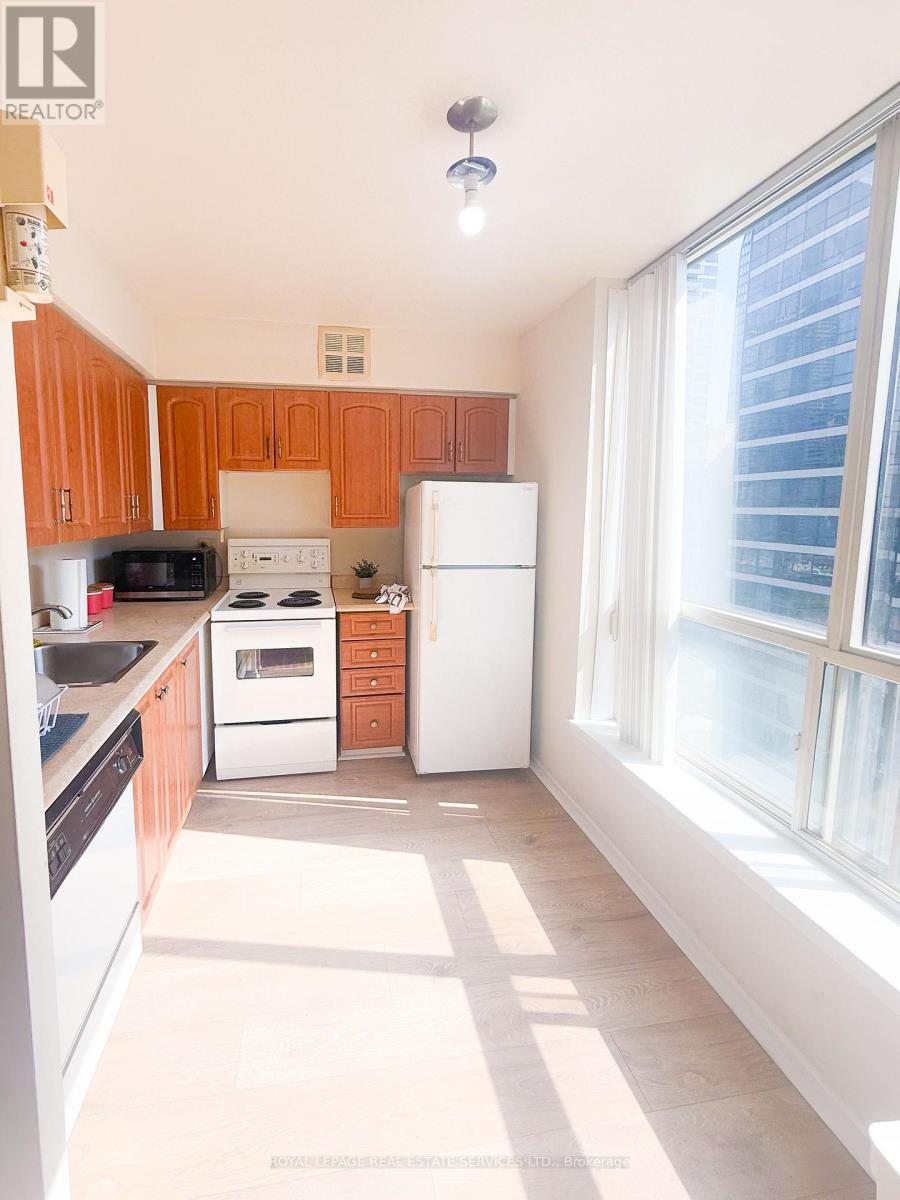 1212 - 44 St. Joseph Street, Toronto, Ontario  M4Y 2W4 - Photo 4 - C12432726