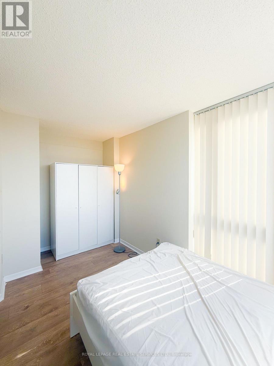 1212 - 44 St. Joseph Street, Toronto, Ontario  M4Y 2W4 - Photo 7 - C12432726