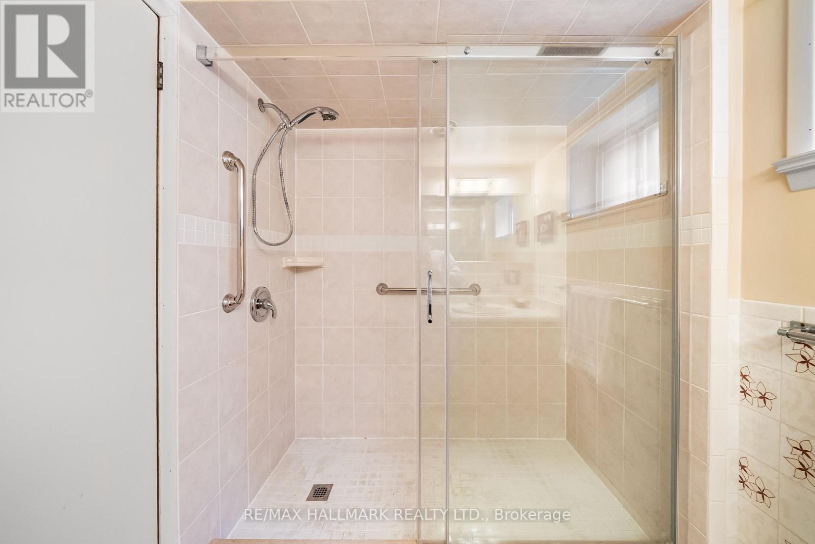 232 Newton Drive, Toronto, Ontario  M2M 2P3 - Photo 29 - C12432739