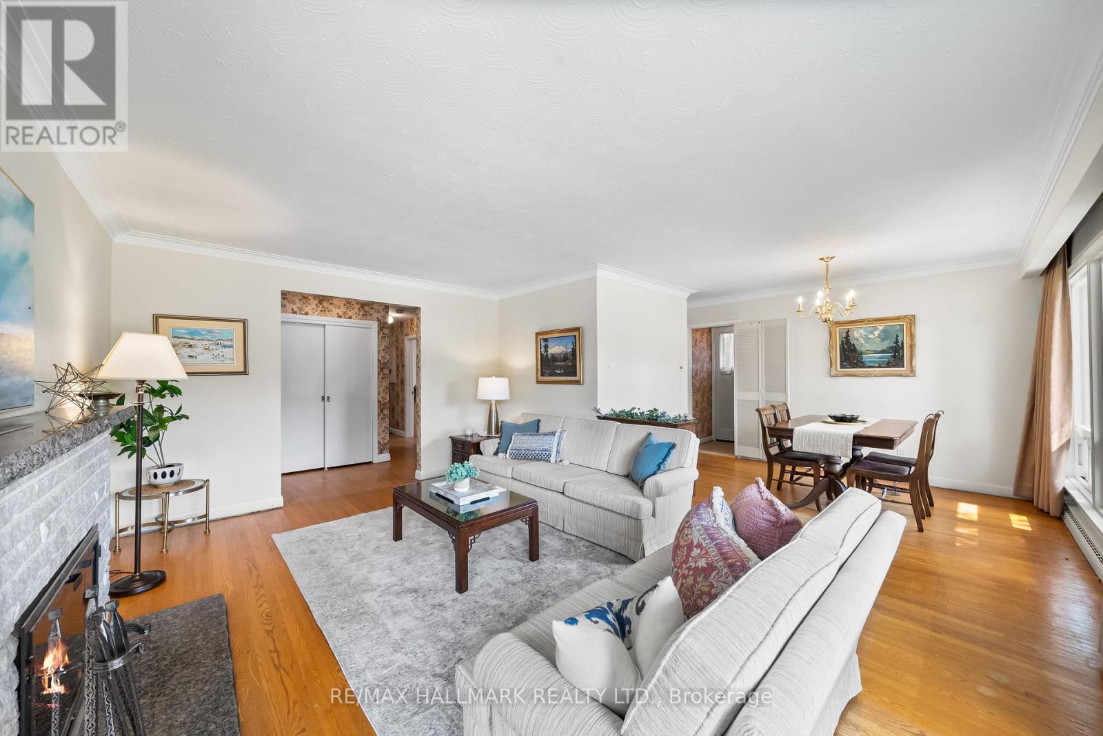 232 Newton Drive, Toronto, Ontario  M2M 2P3 - Photo 6 - C12432739
