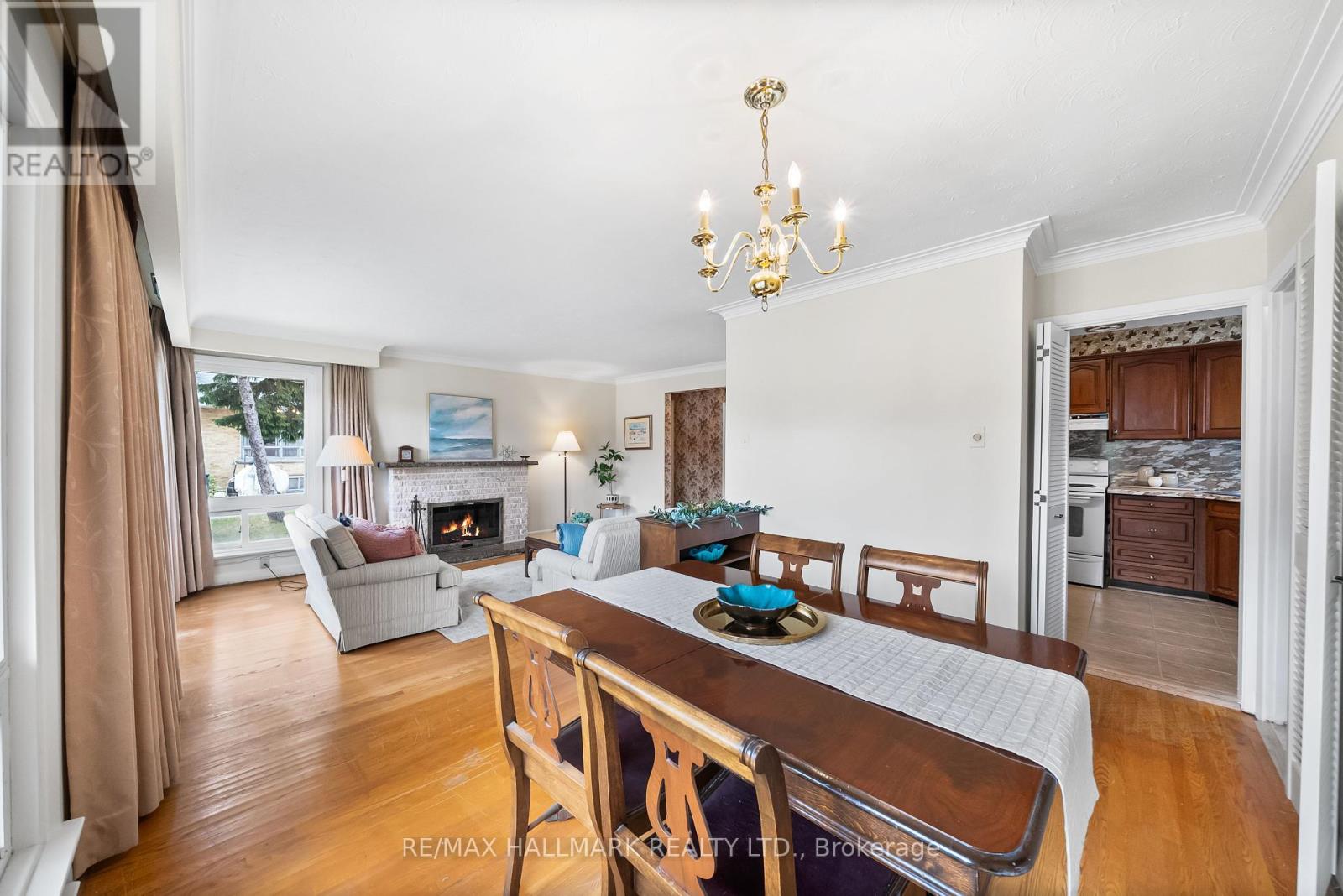 232 Newton Drive, Toronto, Ontario  M2M 2P3 - Photo 8 - C12432739