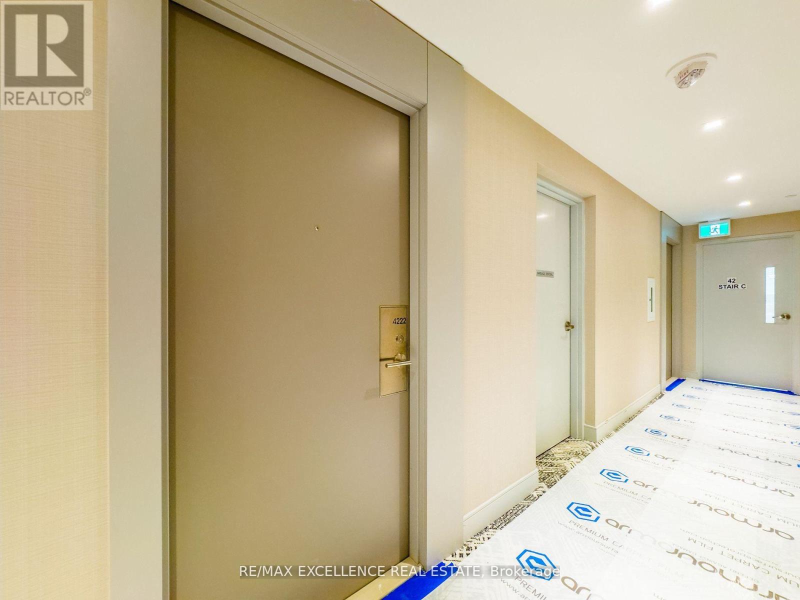 4122 - 28 Widmer Street, Toronto, Ontario  M5V 2E7 - Photo 10 - C12432769