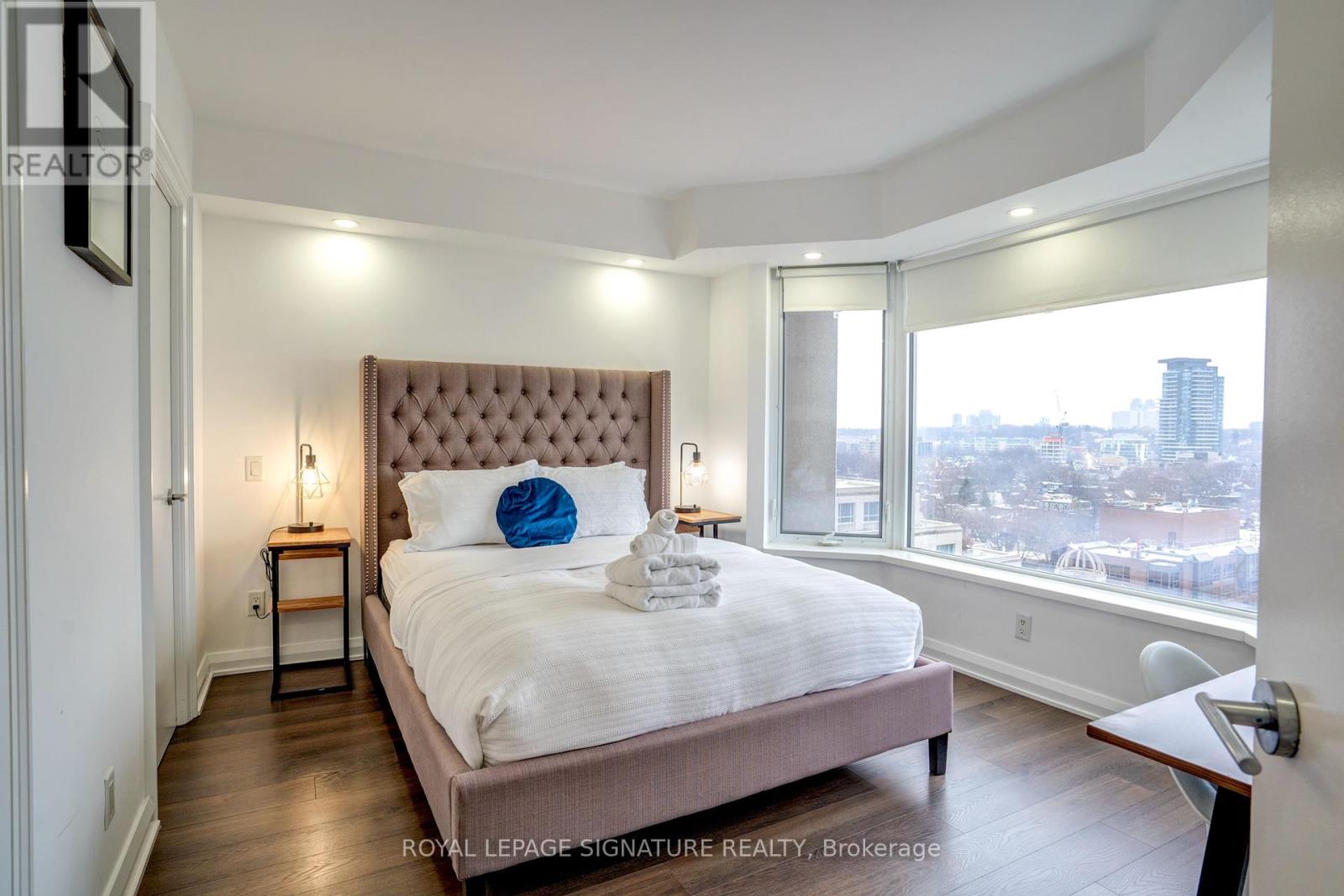 1218 - 155 Yorkville Avenue, Toronto, Ontario  M5R 0B4 - Photo 14 - C12432795