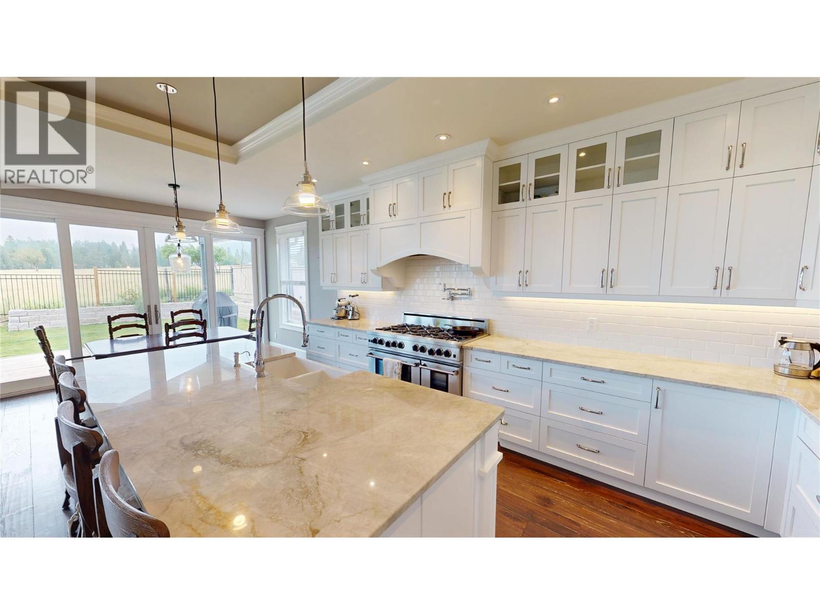 800 22nd Avenue S, Cranbrook, British Columbia  V1C 6Y7 - Photo 11 - 10364370