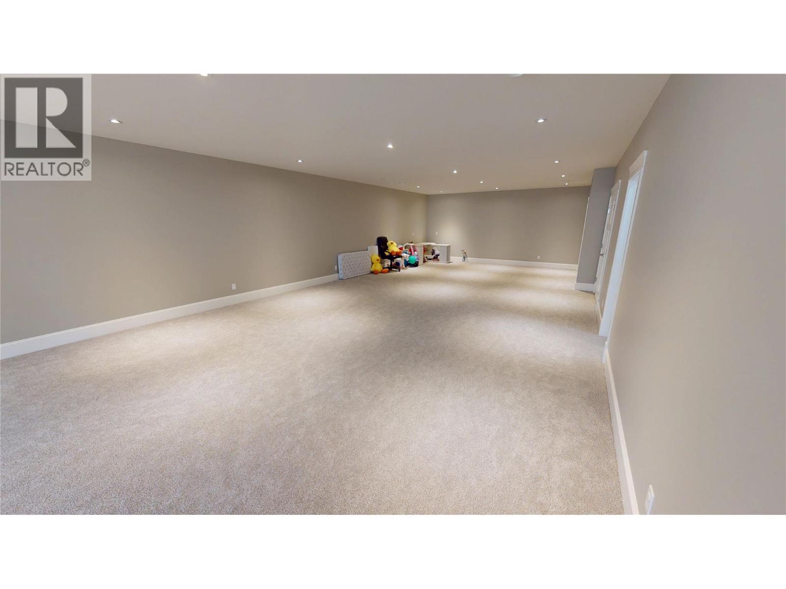 800 22nd Avenue S, Cranbrook, British Columbia  V1C 6Y7 - Photo 26 - 10364370