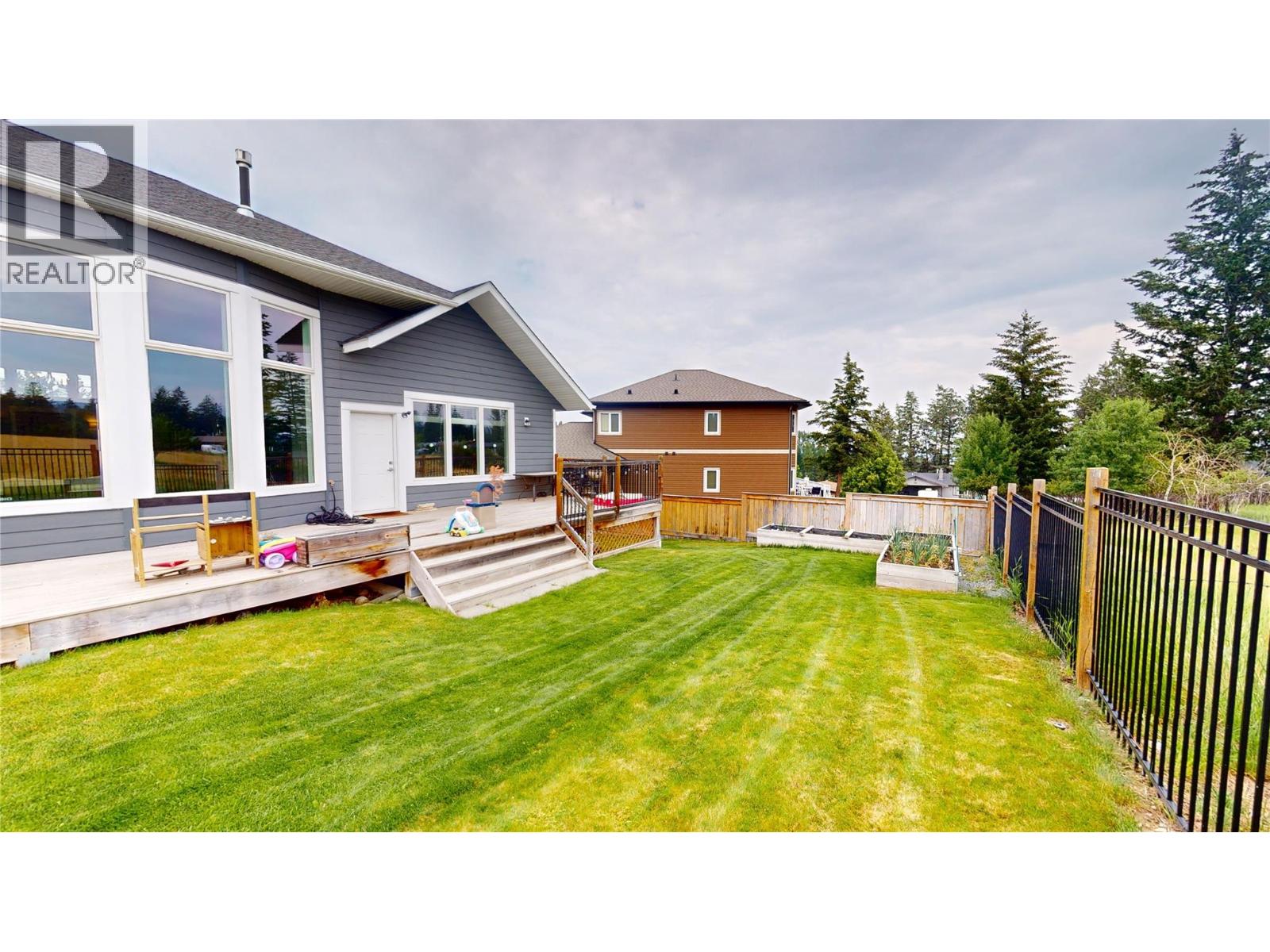 800 22nd Avenue S, Cranbrook, British Columbia  V1C 6Y7 - Photo 39 - 10364370