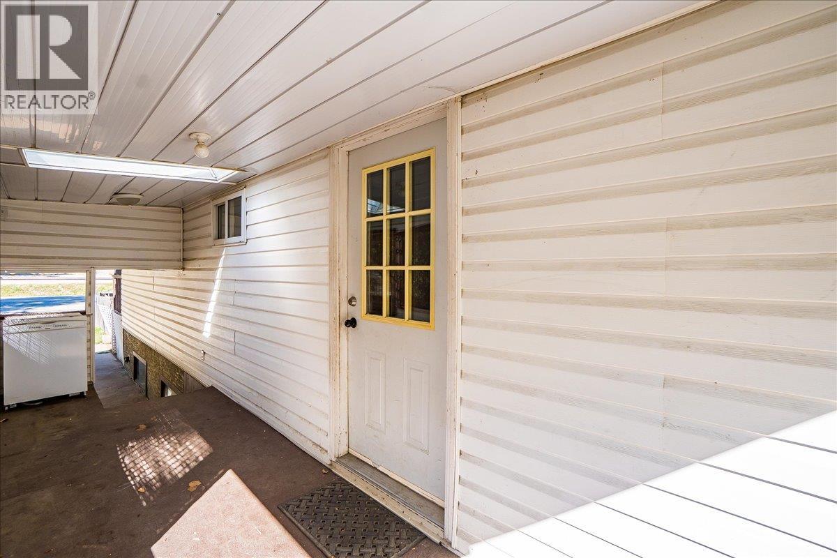 1090 3b Highway, Beaver Falls, British Columbia  V0G 1P0 - Photo 7 - 10364296