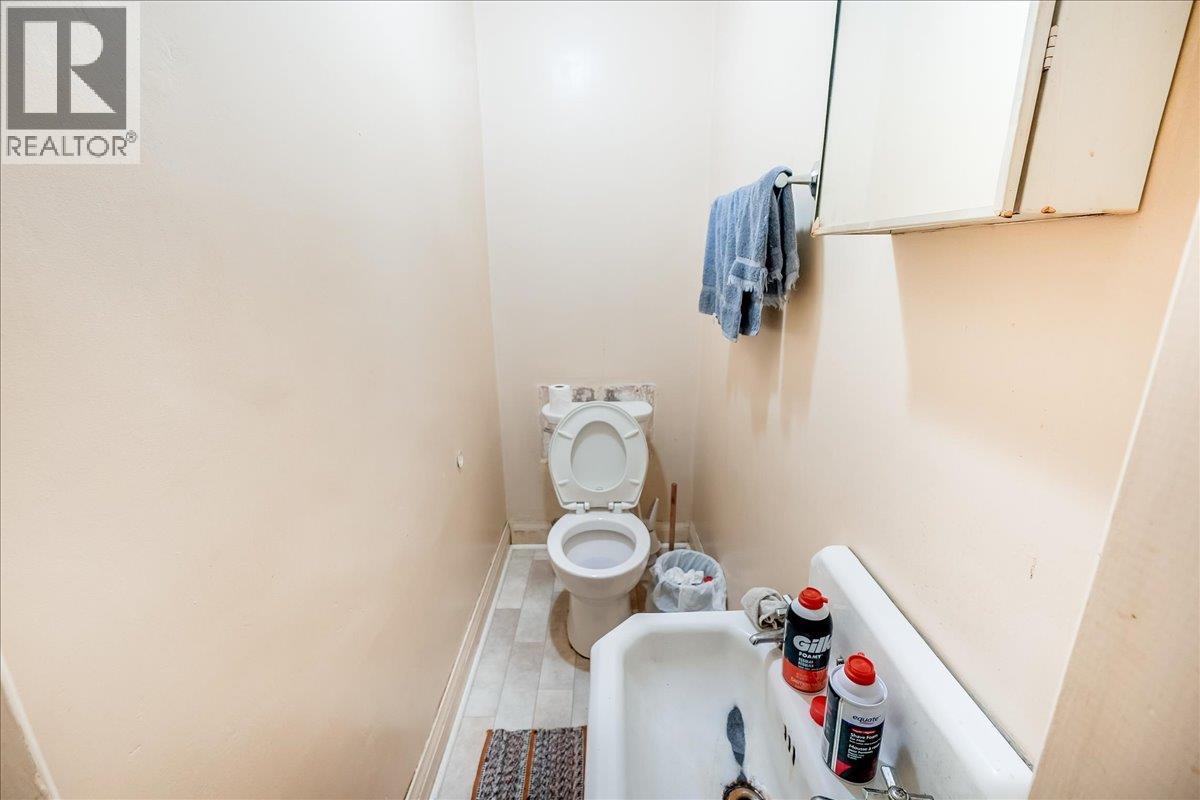 156 Haig Street Street, Warfield, British Columbia  V1R 2L9 - Photo 25 - 10363909