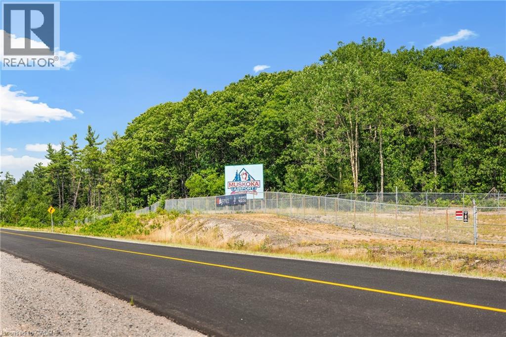 1246 Gravenhurst Parkway, Gravenhurst, Ontario  P1P 1R1 - Photo 4 - 40769209