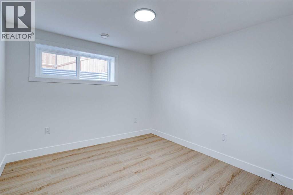 199 Westview Drive Sw, Calgary, Alberta  T3C 2S3 - Photo 31 - A2255350