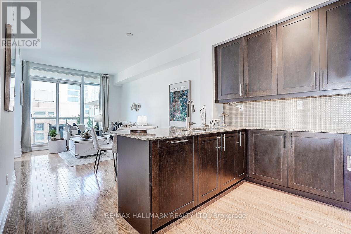 819 - 1 Bedford Road, Toronto, Ontario  M5R 2B5 - Photo 19 - C12406356