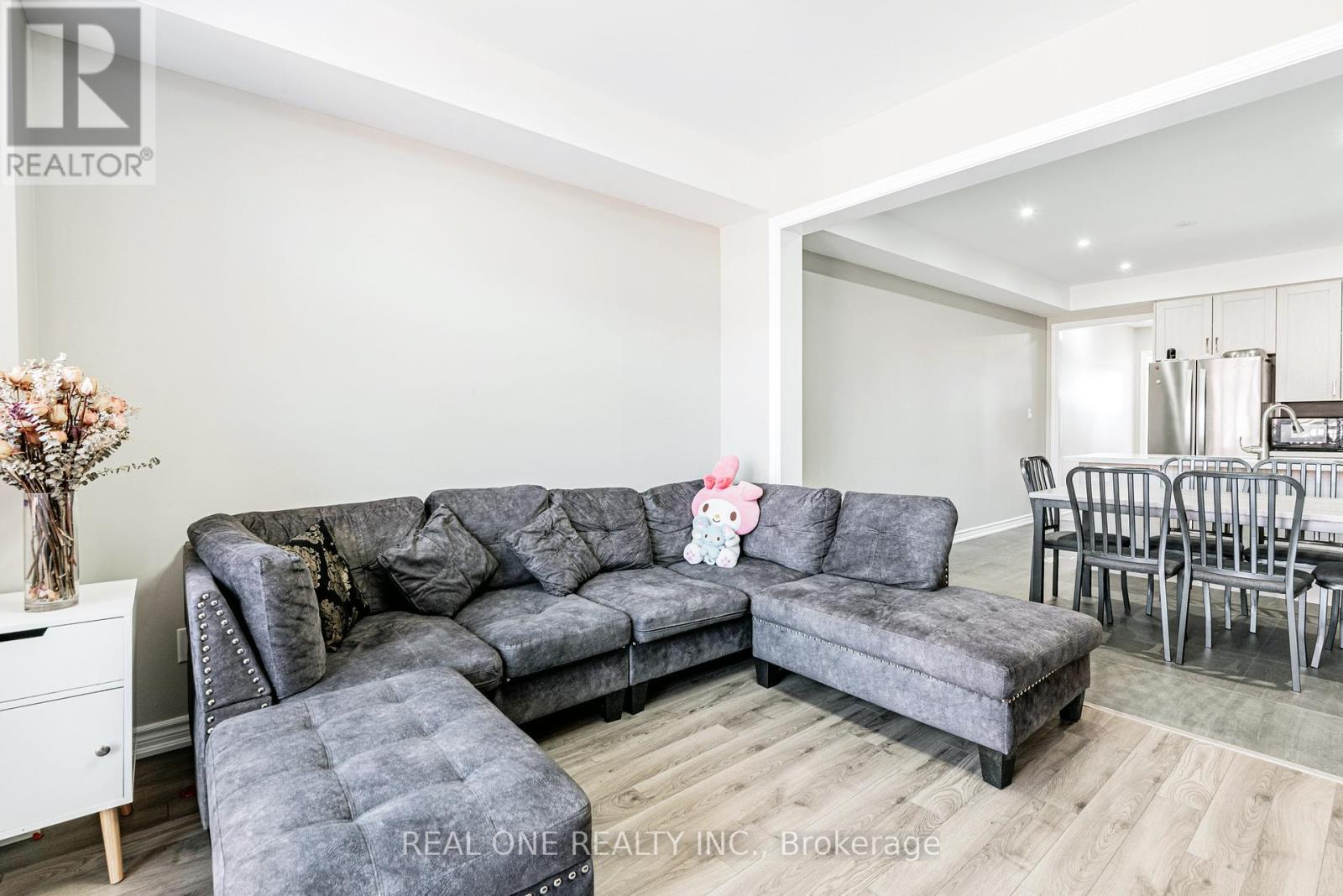 4798 16th Avenue, Markham, Ontario  L6C 0V8 - Photo 15 - N12432732