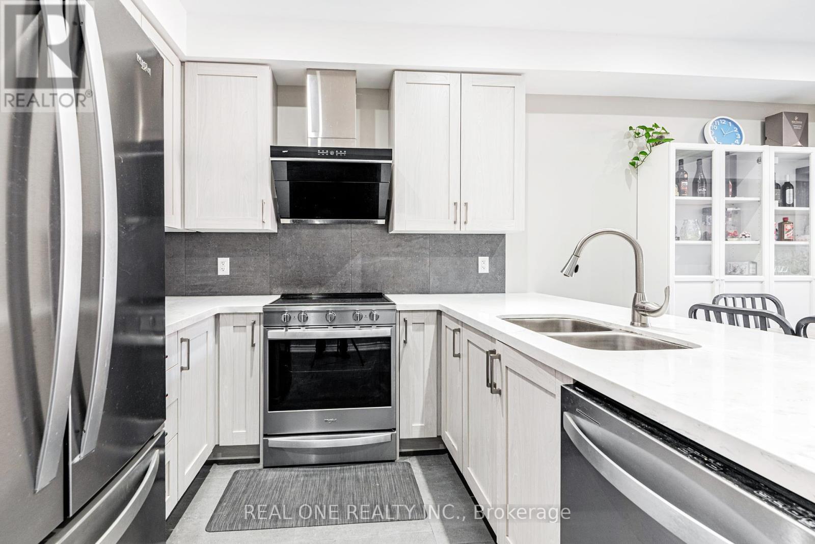 4798 16th Avenue, Markham, Ontario  L6C 0V8 - Photo 9 - N12432732