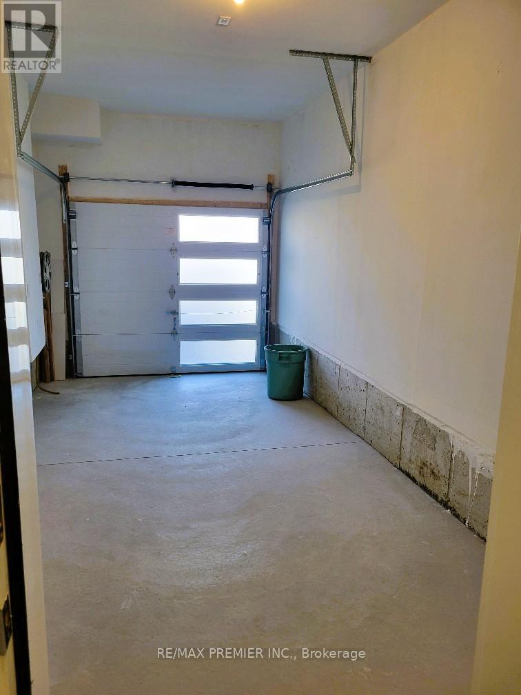 3 Ghent Drive, Vaughan, Ontario  L4H 4T8 - Photo 10 - N12432745