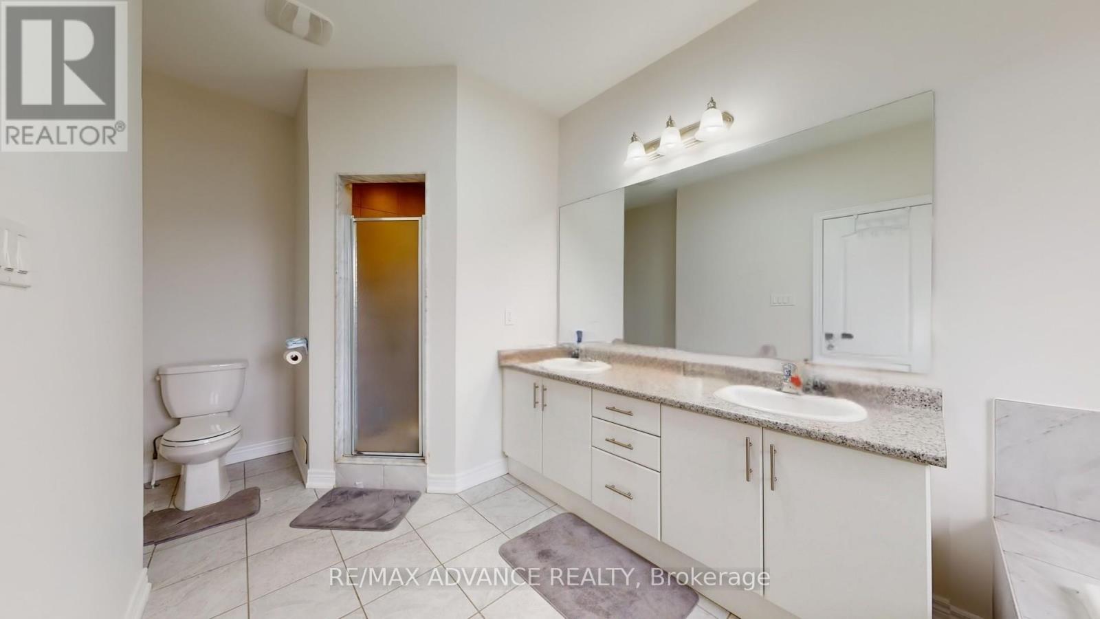 127 Decast Crescent, Markham, Ontario  L6B 1N8 - Photo 31 - N12432760