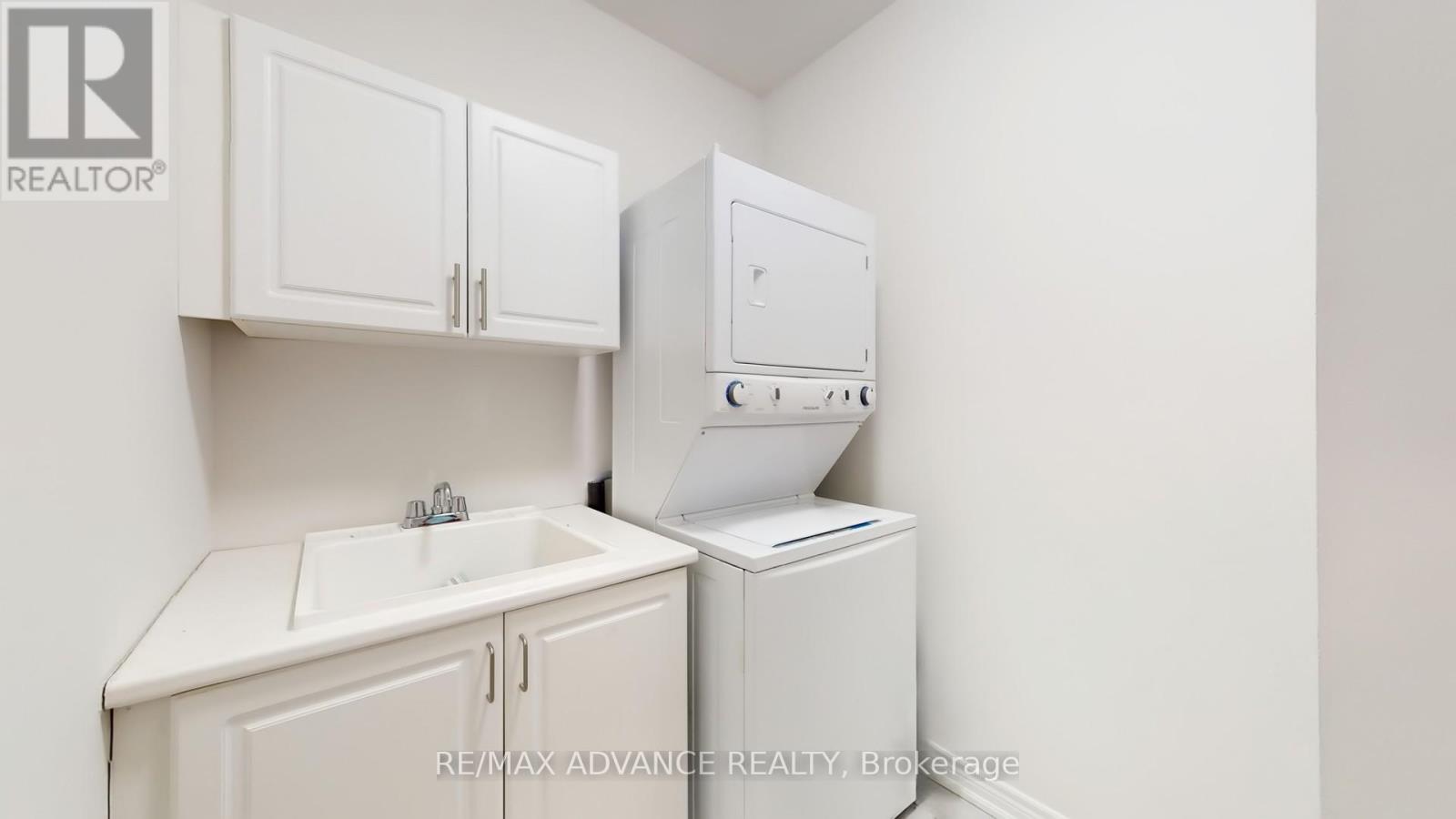 127 Decast Crescent, Markham, Ontario  L6B 1N8 - Photo 41 - N12432760
