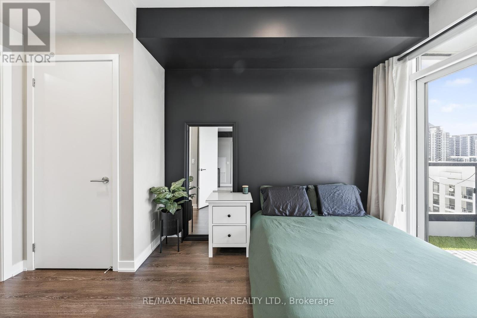 901 - 7950 Bathurst Street, Vaughan, Ontario  L4J 0L4 - Photo 12 - N12432782