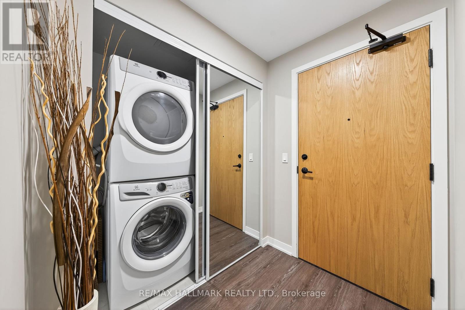 901 - 7950 Bathurst Street, Vaughan, Ontario  L4J 0L4 - Photo 25 - N12432782