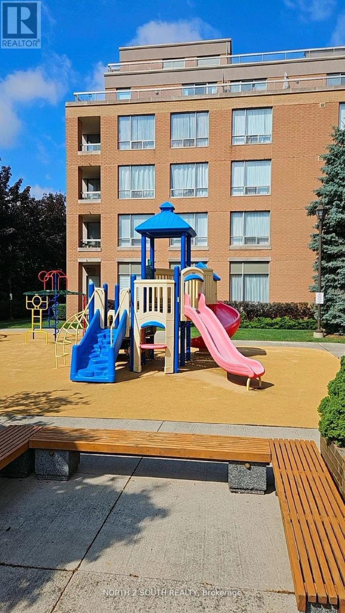 916 - 29 Northern Hts Drive, Richmond Hill, Ontario  L4B 4L8 - Photo 44 - N12432805