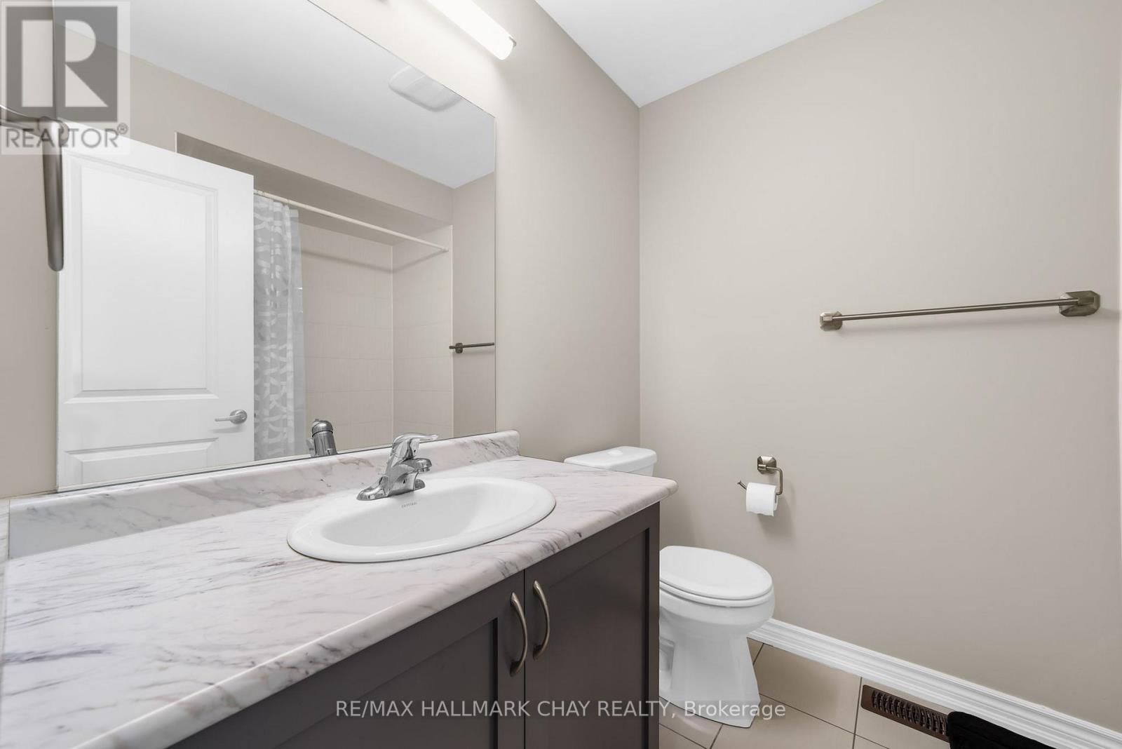 52 Strachan Trail, New Tecumseth, Ontario  L0G 1A0 - Photo 29 - N12432817