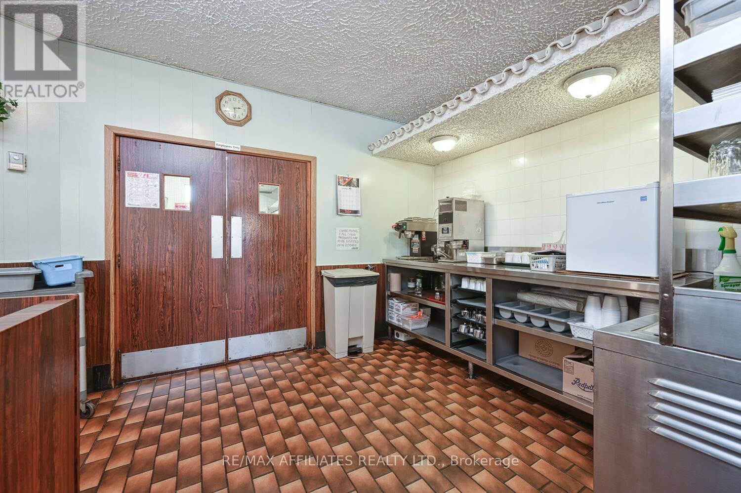 11 Beckwith Street S, Smiths Falls, Ontario  K7A 2A9 - Photo 16 - X12432829