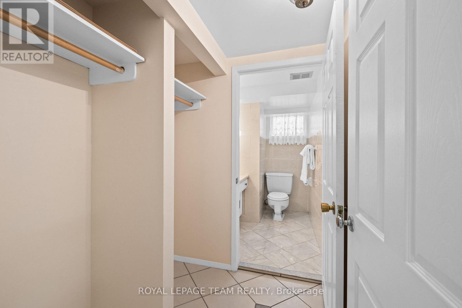 1525 Valmarie Avenue, Ottawa, Ontario  K2C 1V7 - Photo 35 - X12432833