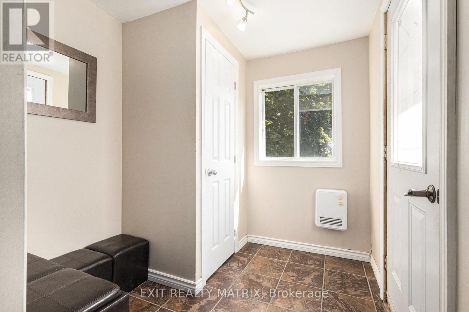 3357 Concession 1 Road, Alfred And Plantagenet, Ontario  K0B 1J0 - Photo 10 - X12432836