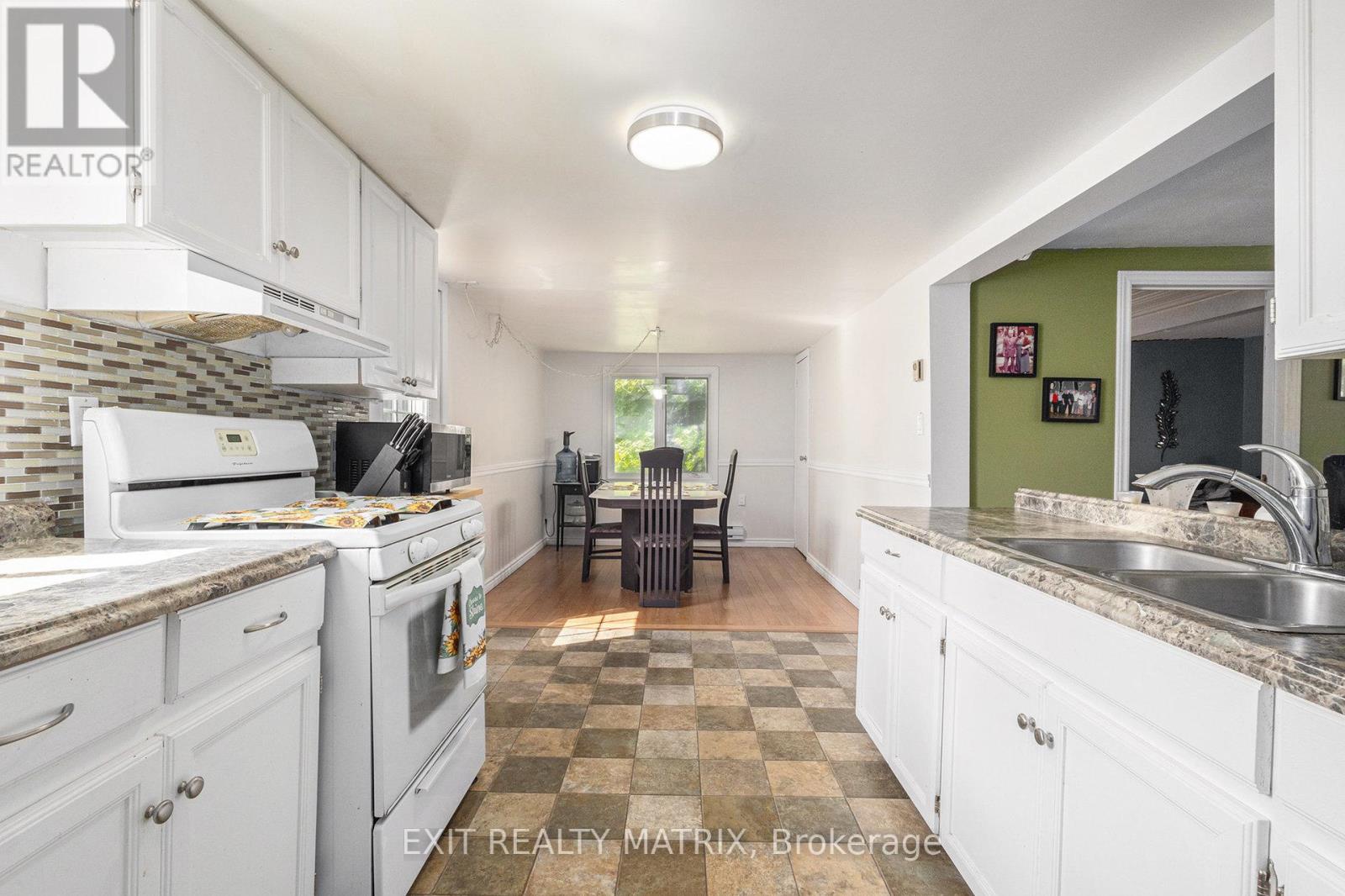 3357 Concession 1 Road, Alfred And Plantagenet, Ontario  K0B 1J0 - Photo 14 - X12432836