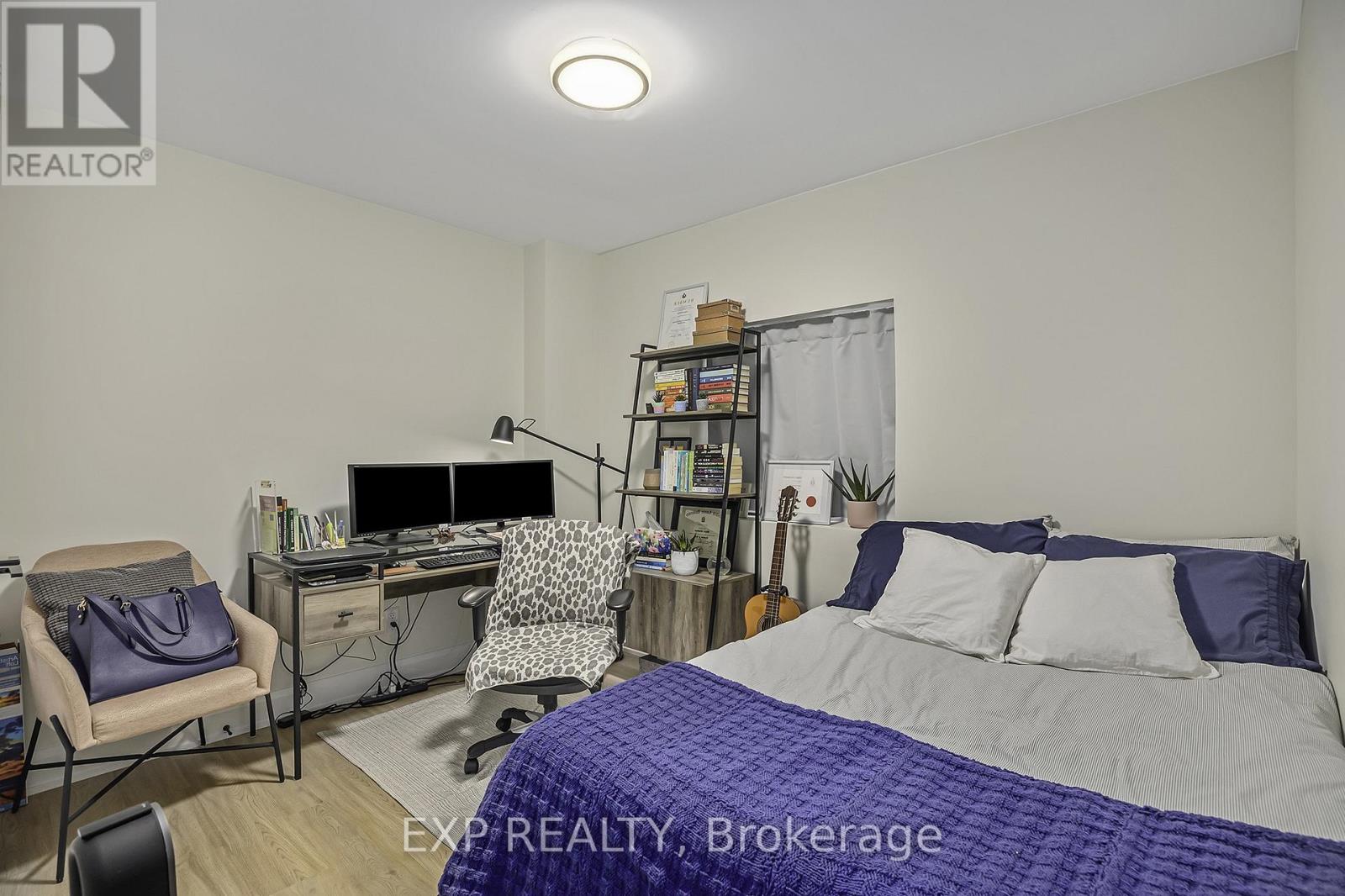 B - 527 Broadhead Avenue, Ottawa, Ontario  K1Z 5R9 - Photo 13 - X12432842