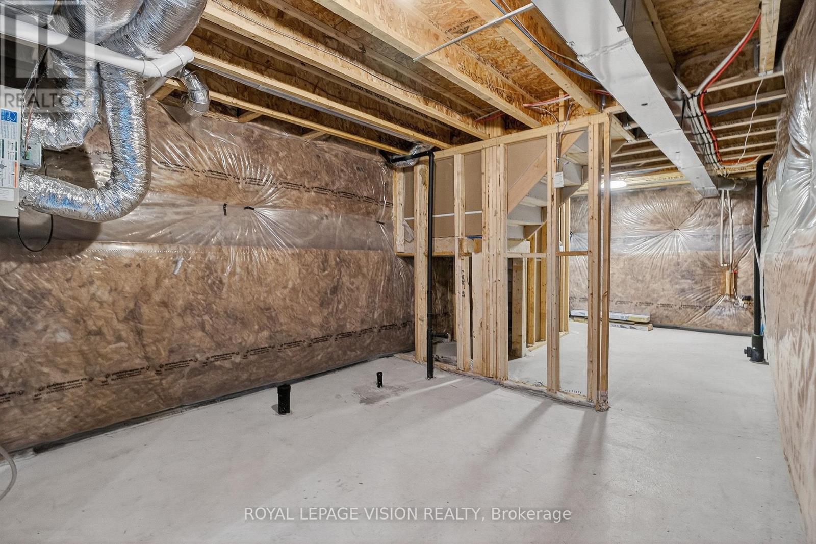 43 Watermill Street, Kitchener, Ontario  N2P 2X6 - Photo 22 - X12429154