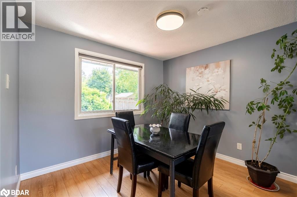35 Ashburton Crescent, Essa, Ontario  L0M 1B0 - Photo 6 - 40774591