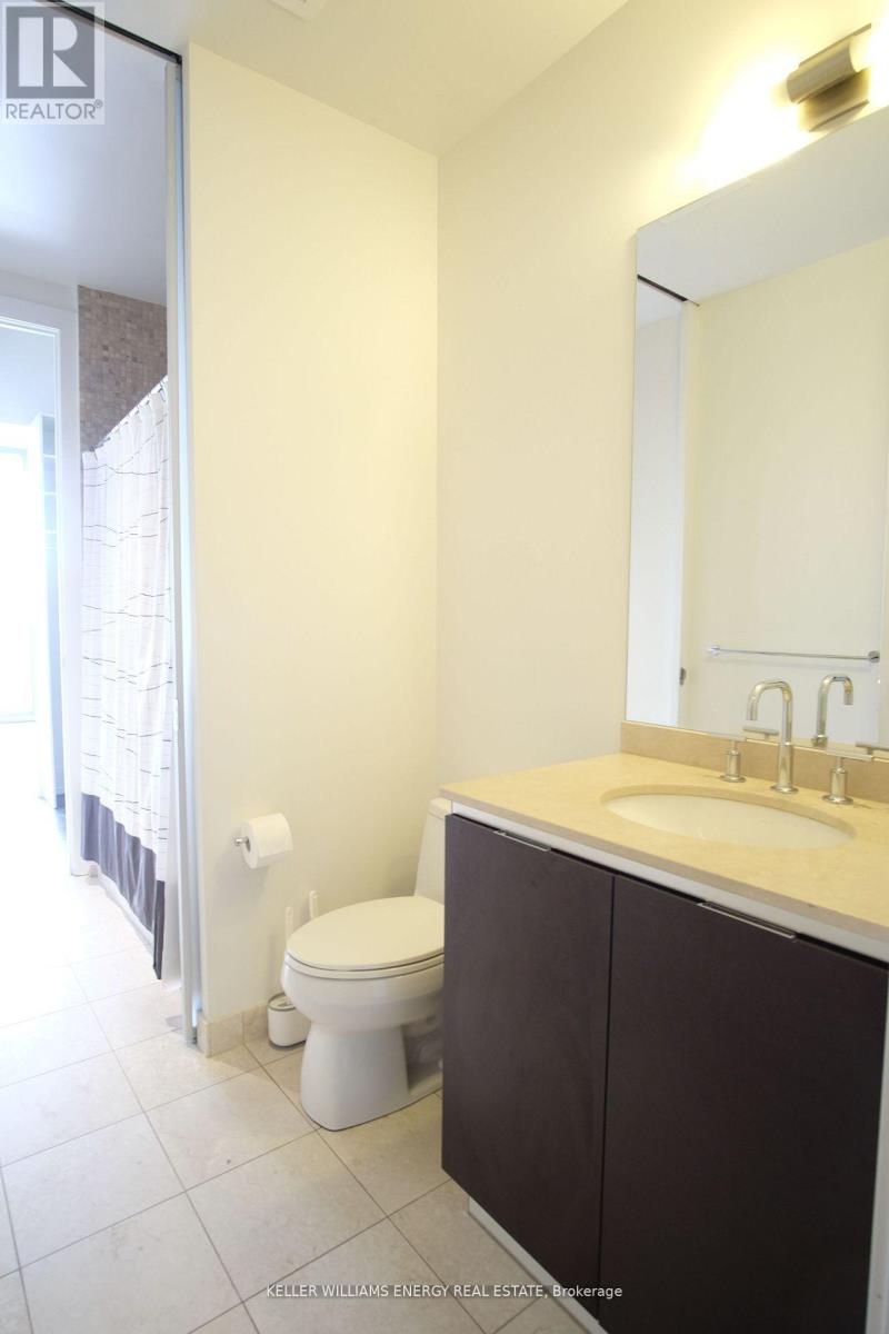 4305 - 33 Charles Street E, Toronto, Ontario  M4Y 0A2 - Photo 12 - C12432835