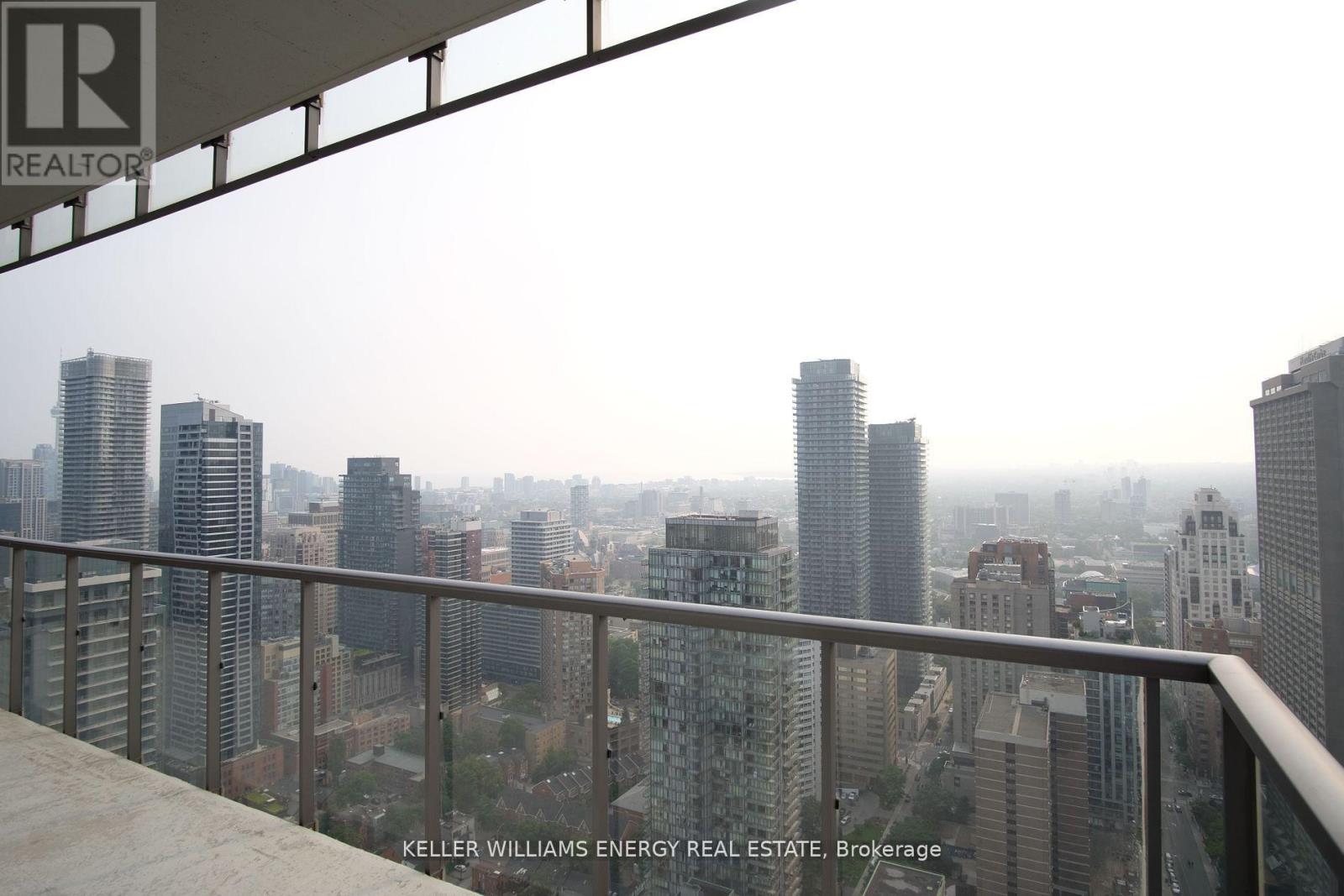 4305 - 33 Charles Street E, Toronto, Ontario  M4Y 0A2 - Photo 14 - C12432835